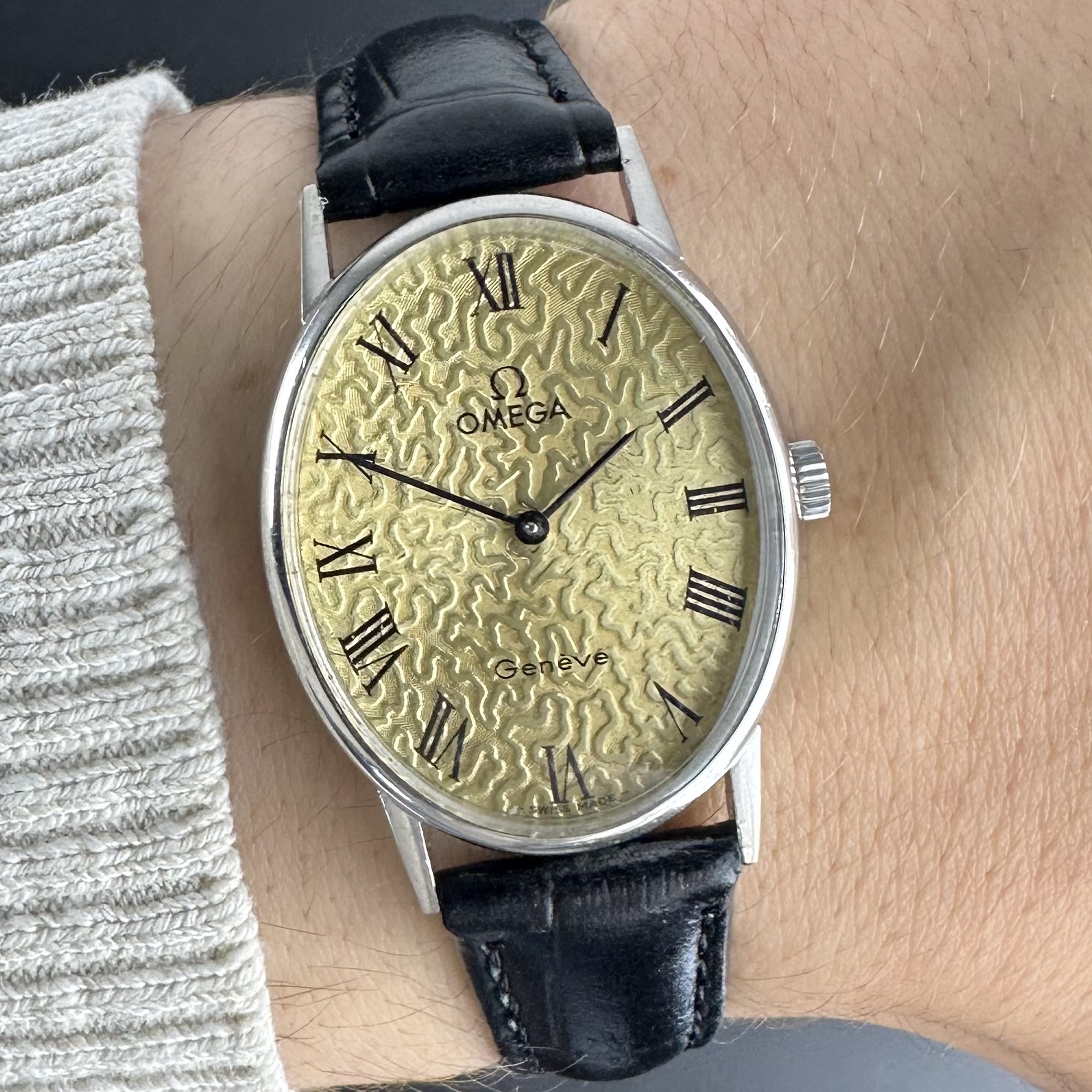 Vintage Omega Genève Ellipse White Gold Plated Roman Numerals 511.416 - 27mm - 1972