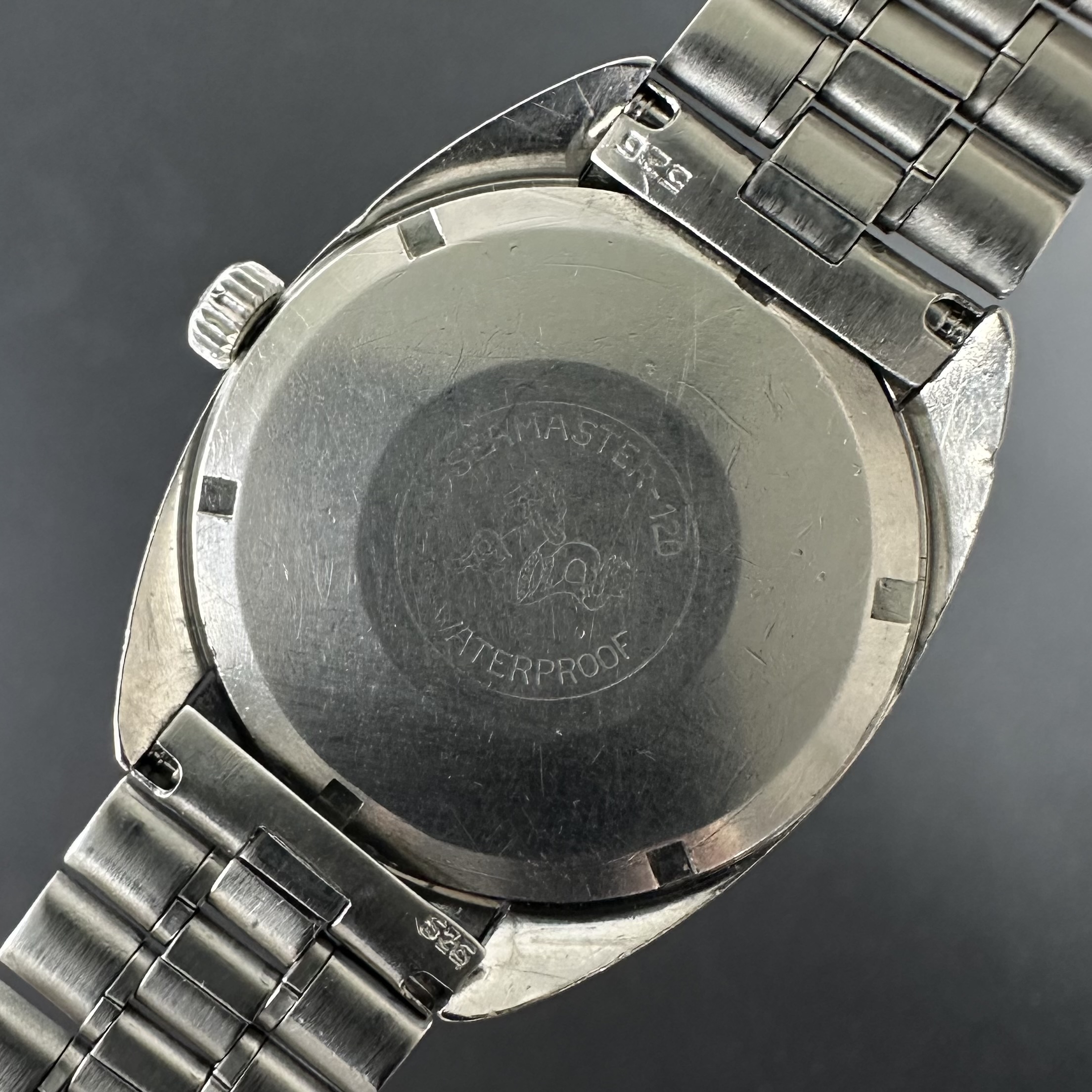 Vintage Omega Seamaster 120 Diver No Date on Bracelet 165.027 - 37mm - 1968