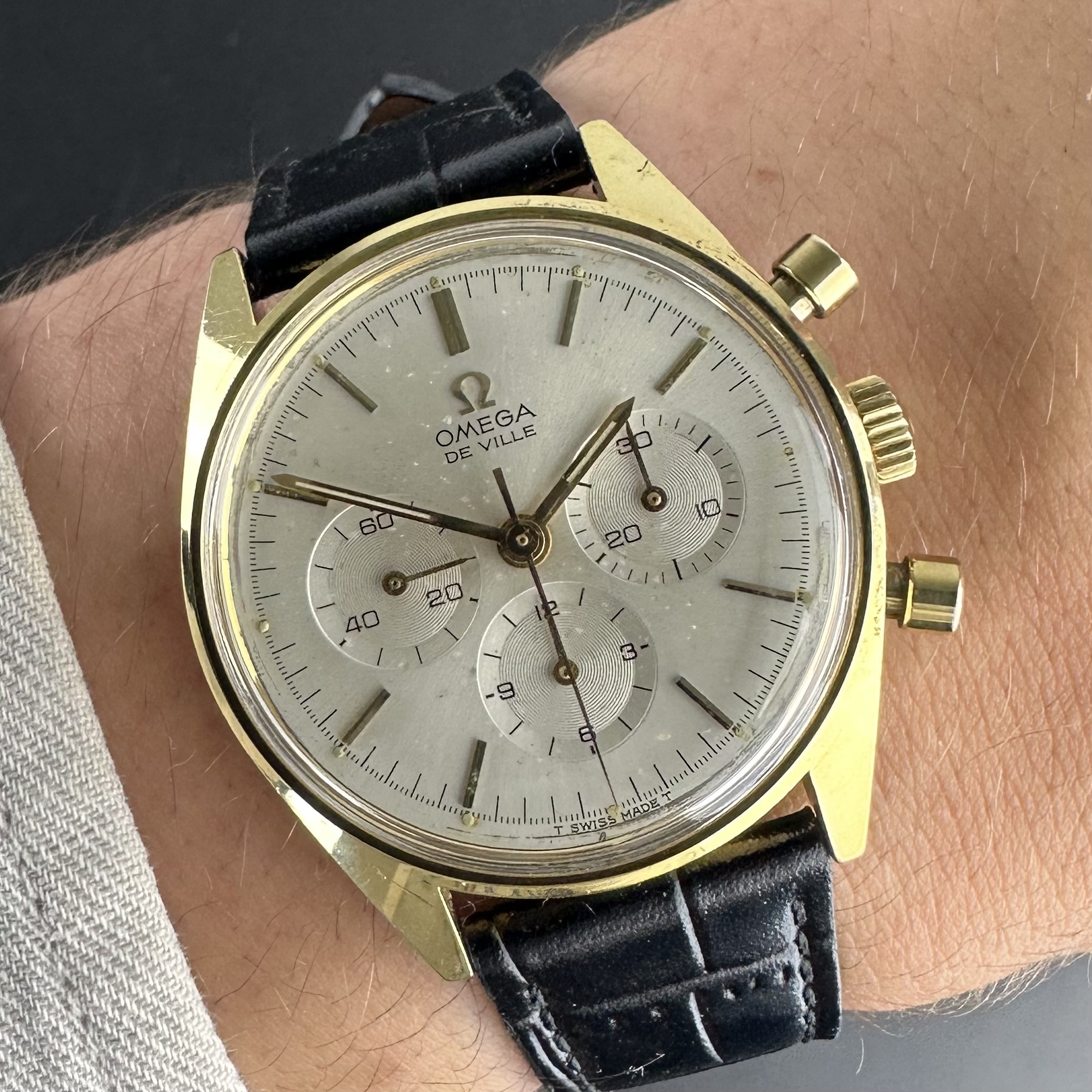 Vintage Omega De Ville Chronograph Gold Plated Manual Wind 145.018 - 35mm - 1968