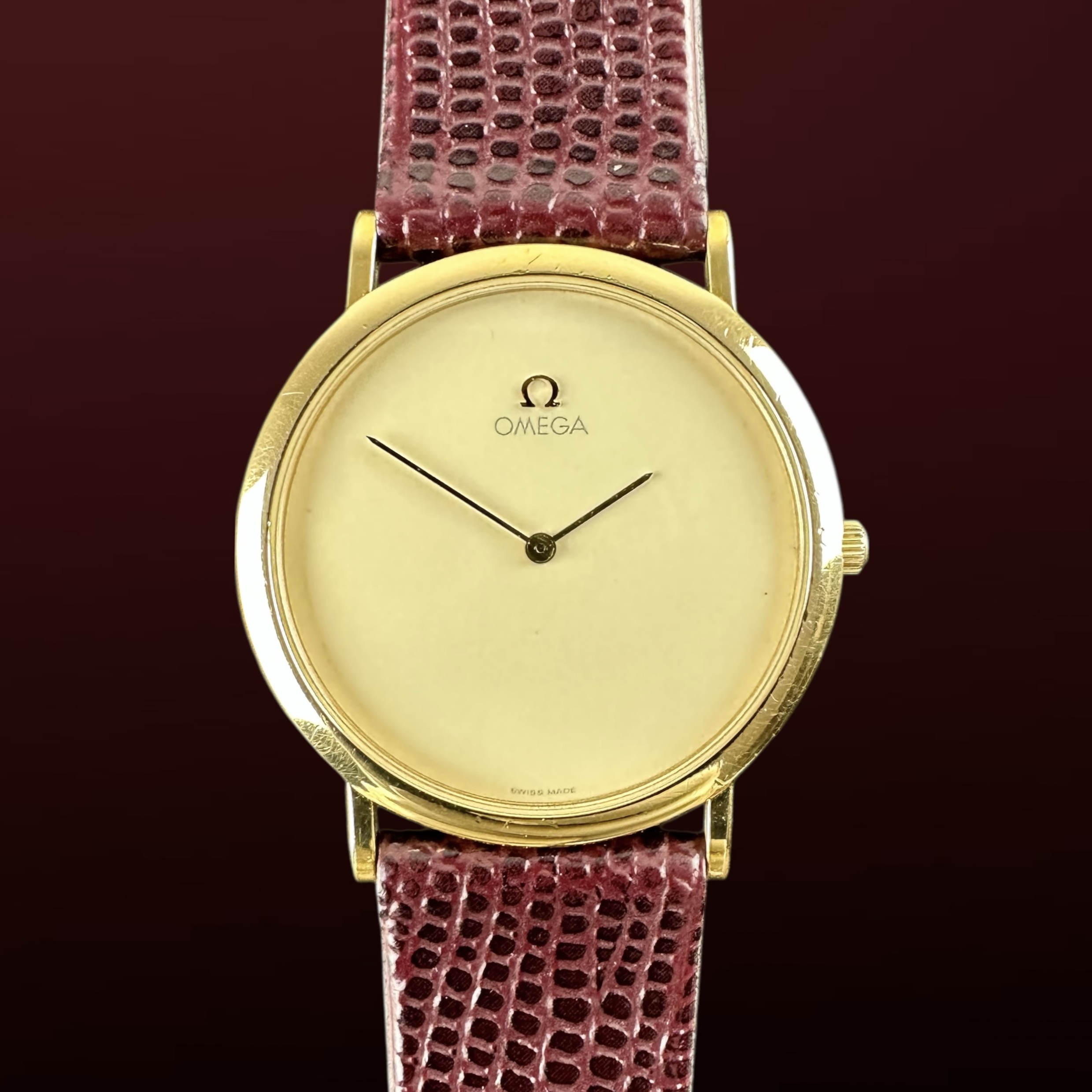 Vintage Omega De Ville Quartz Champagne dial Ultra thin 195.0075.2 - 32,5mm - 1984