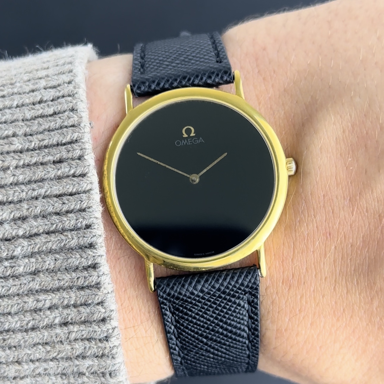Vintage Omega De Ville Black dial Gold Plated Quartz 195.0075.2 - 32,5mm - 1986