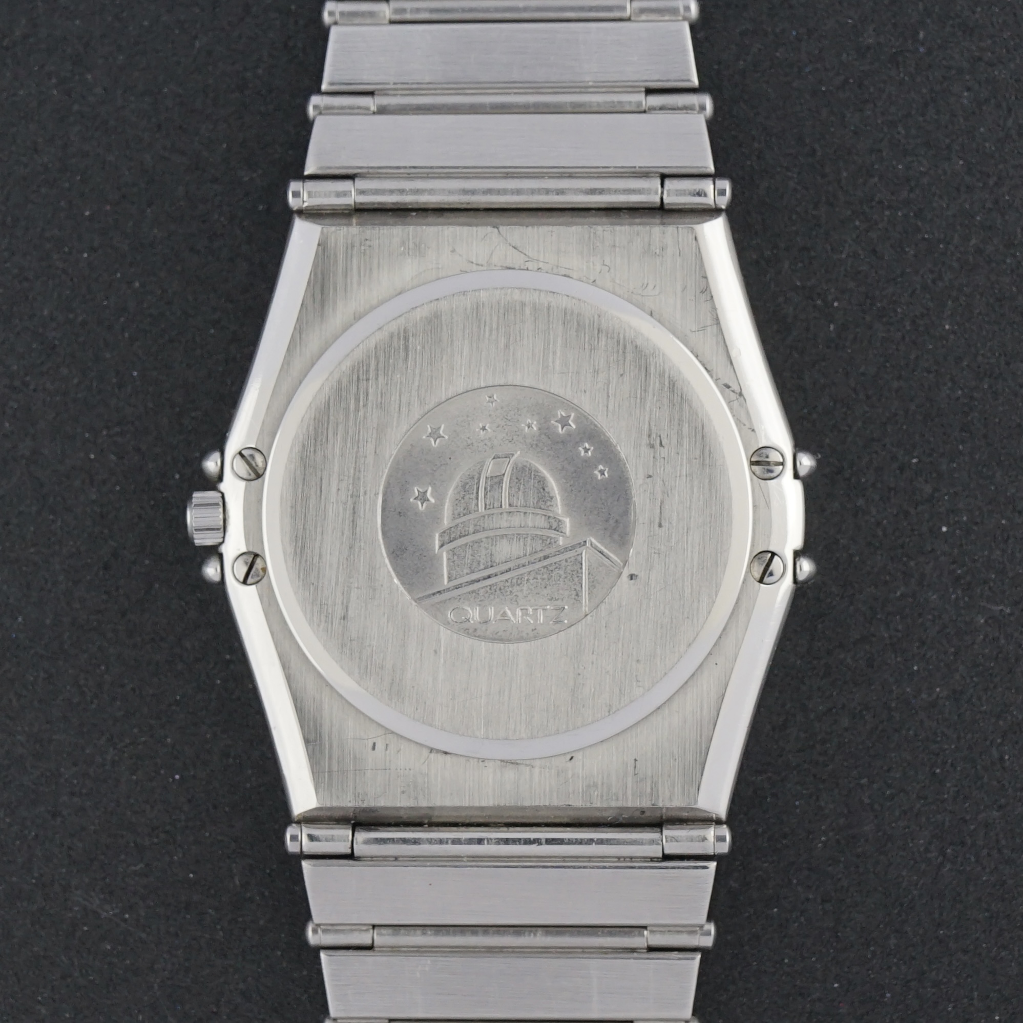 Vintage Omega Contellation Manhattan Quartz 1510.30 - 33mm - 1986