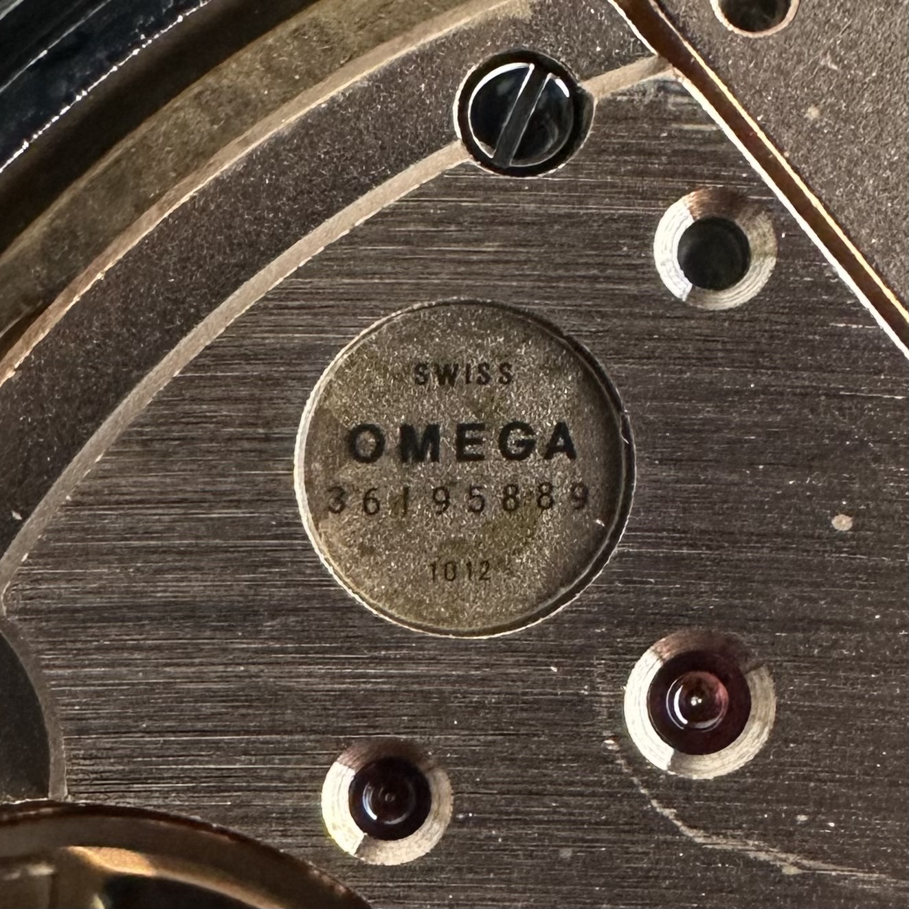 Vintage Omega Genève Automatic Date 166.0173 / 366.0832 - 36,5mm - 1973