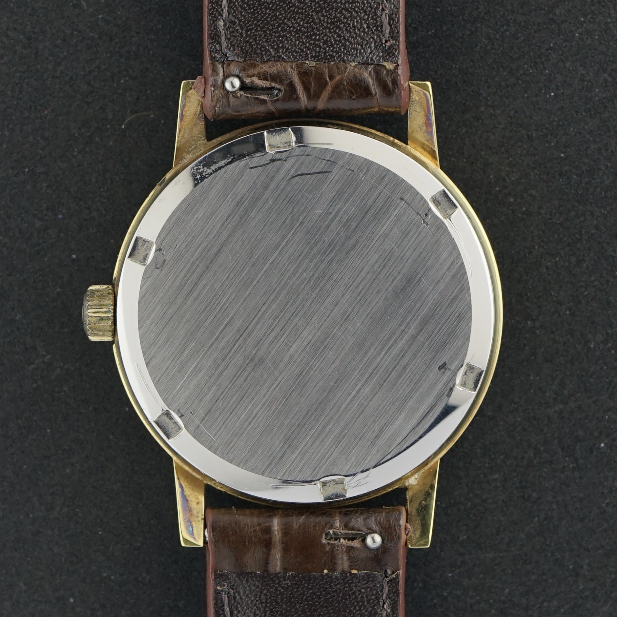 Vintage Omega Genève Manual Wind Golden Sunburst 136.0098 - 35mm - 1972