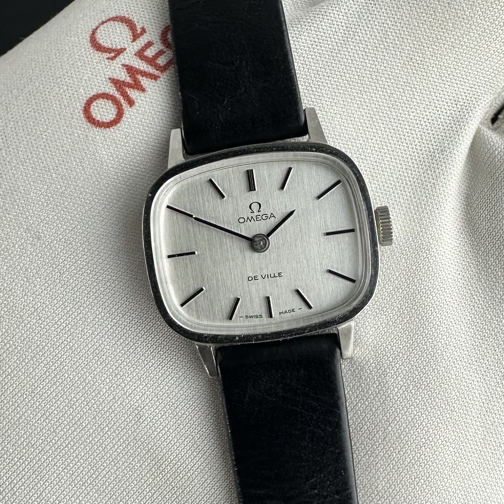 Vintage Omega De Ville Lady Model Manual Wind 511.413 - 25mm - 1973
