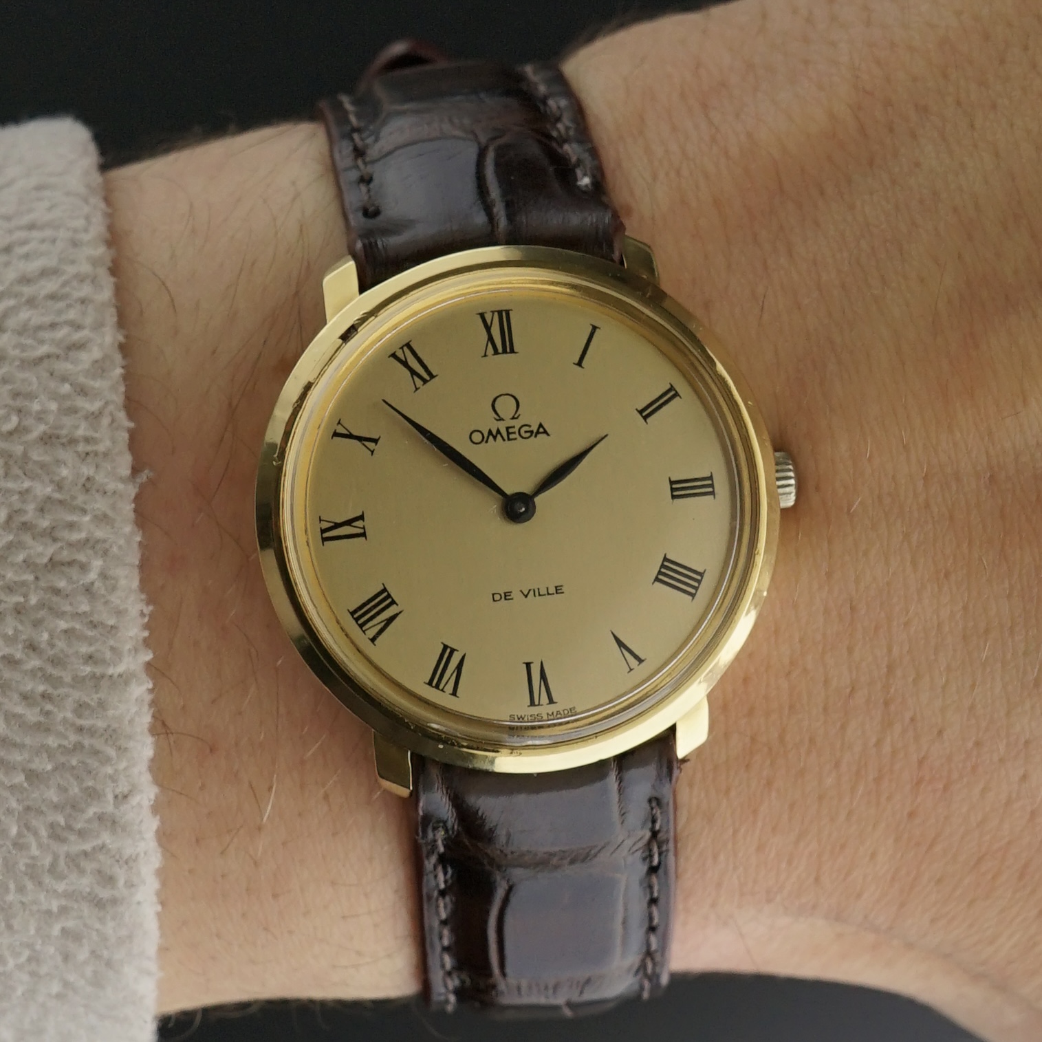 Vintage Omega De Ville Roman Numerals Manual Wind 115.0001 - 33mm - 1973