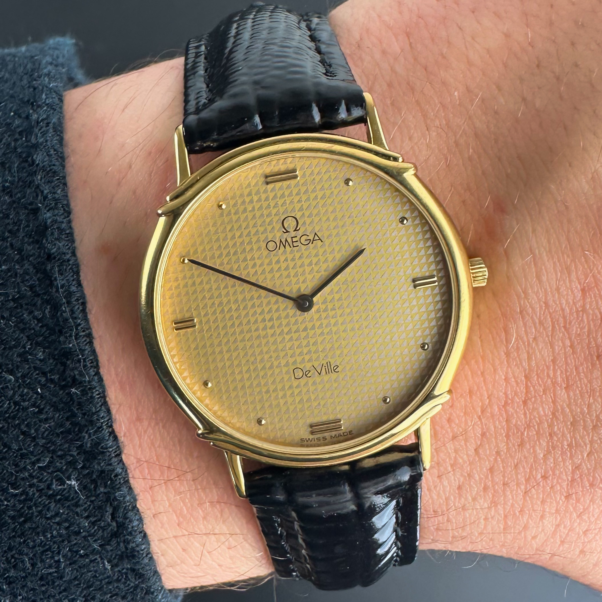 Vintage Omega De Ville Fancy Lugs Tapisserie dial Quartz 191.0229 - 30mm - 1986