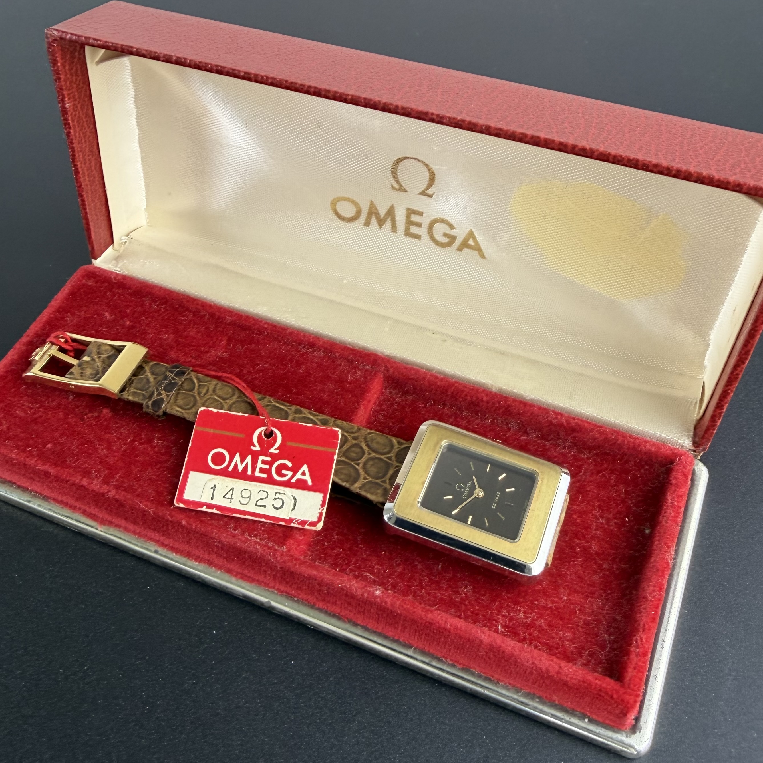 Vintage Omega De Ville Pave d’Or Lady 14k Solid Yellow Gold Bezel 23mm - 511.0511 - 1975