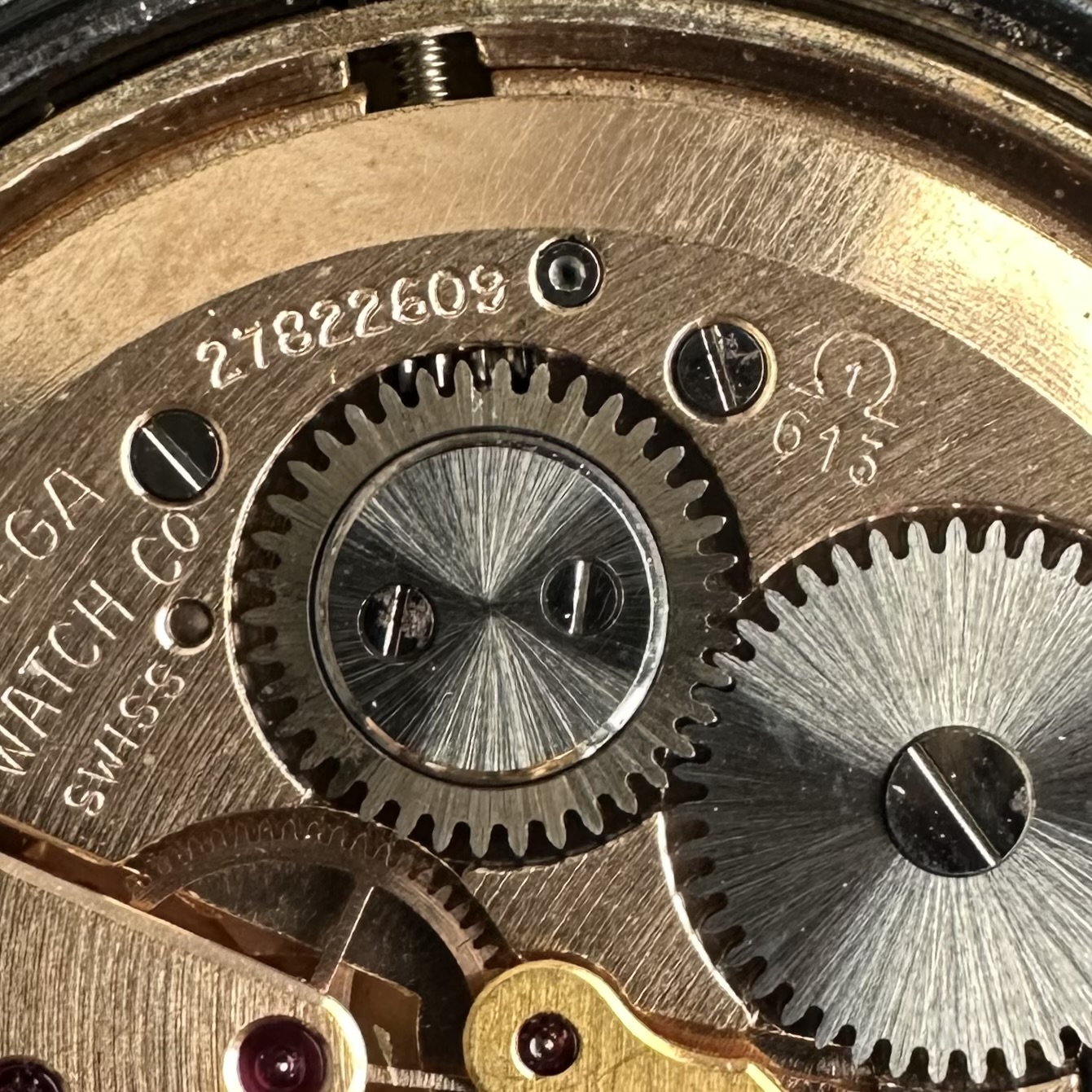Vintage Omega Genève Blue Tritium dial Manual Wind 136.041 - 34,5mm - 1968