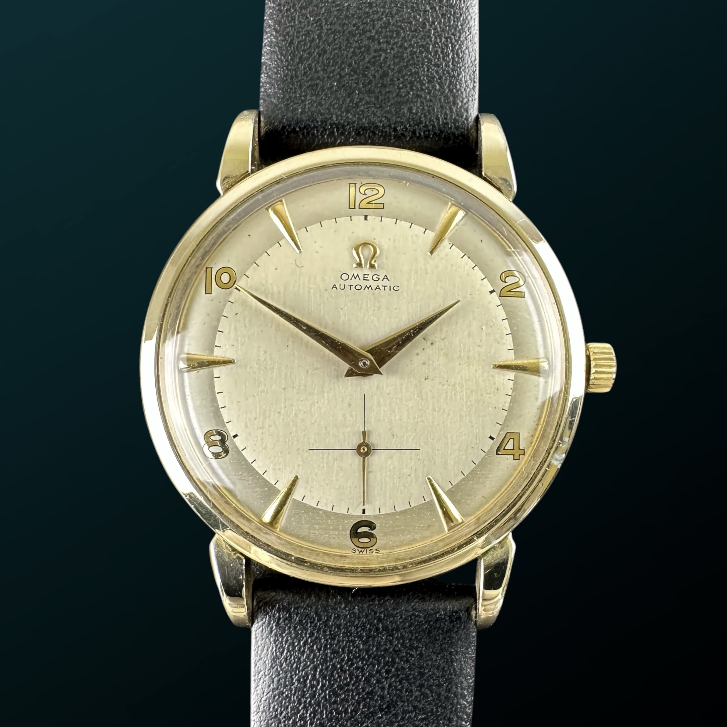 Vintage Omega Bumper Automatic Small seconds Arabic Numerals 2398-2 - 35mm - 1950