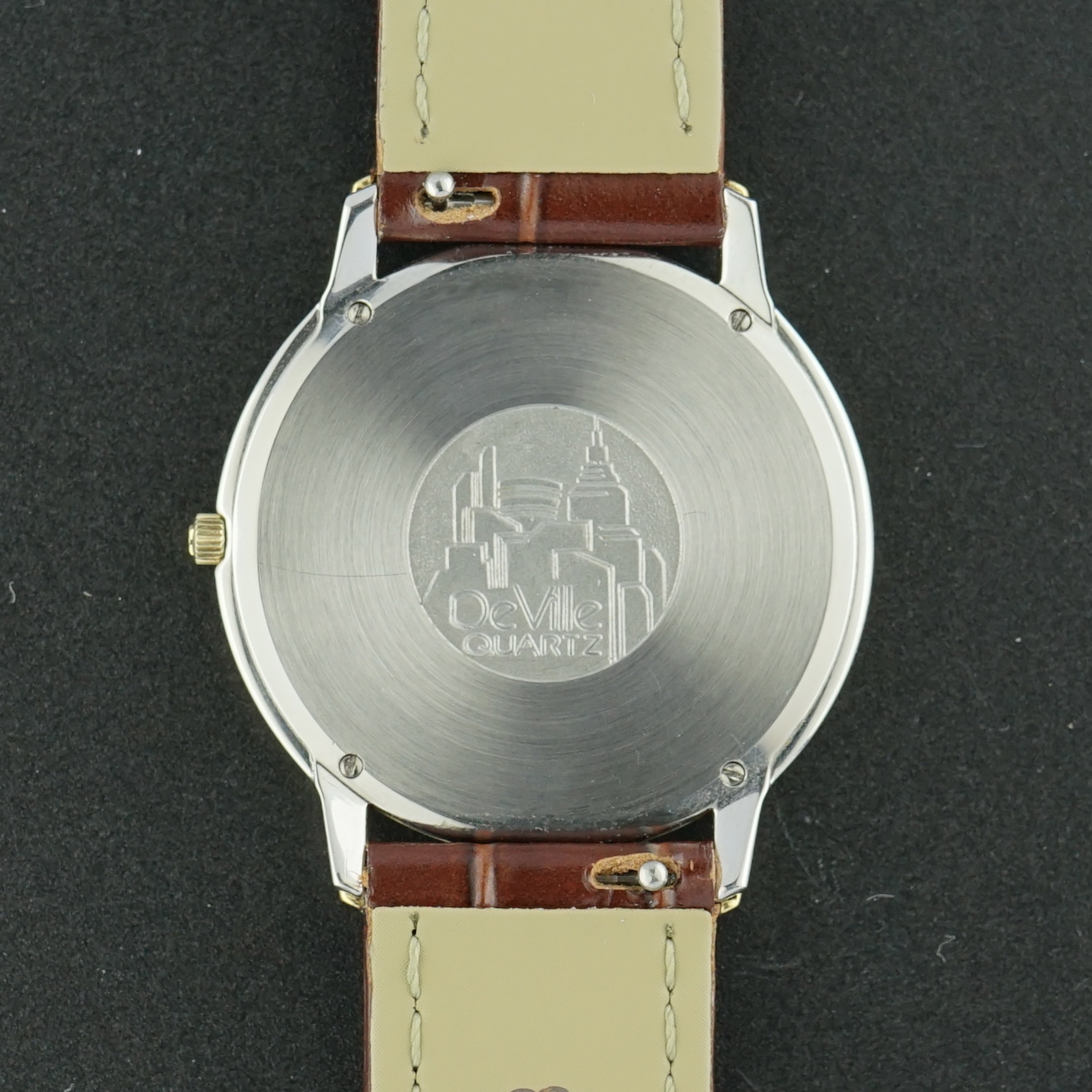 Vintage Omega De Ville Quartz Two-Tone Ultra Thin - 195.0048 - 33mm - 1986