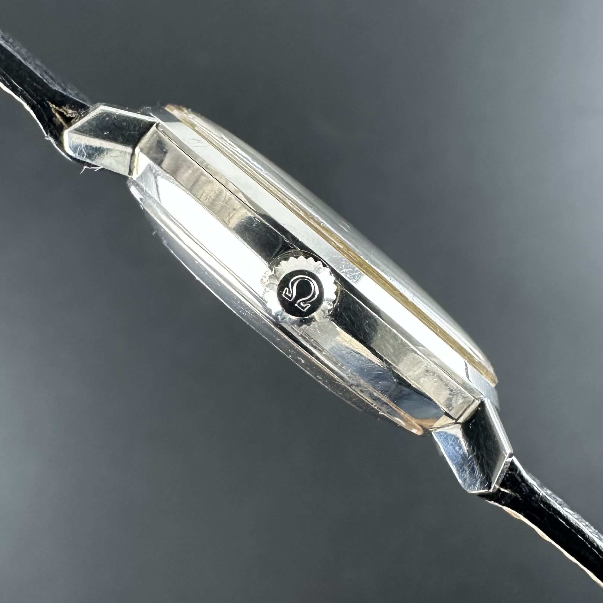 Vintage Omega De Ville Automatic Tritium Sunburst 165.033 - 34,5mm - 1969