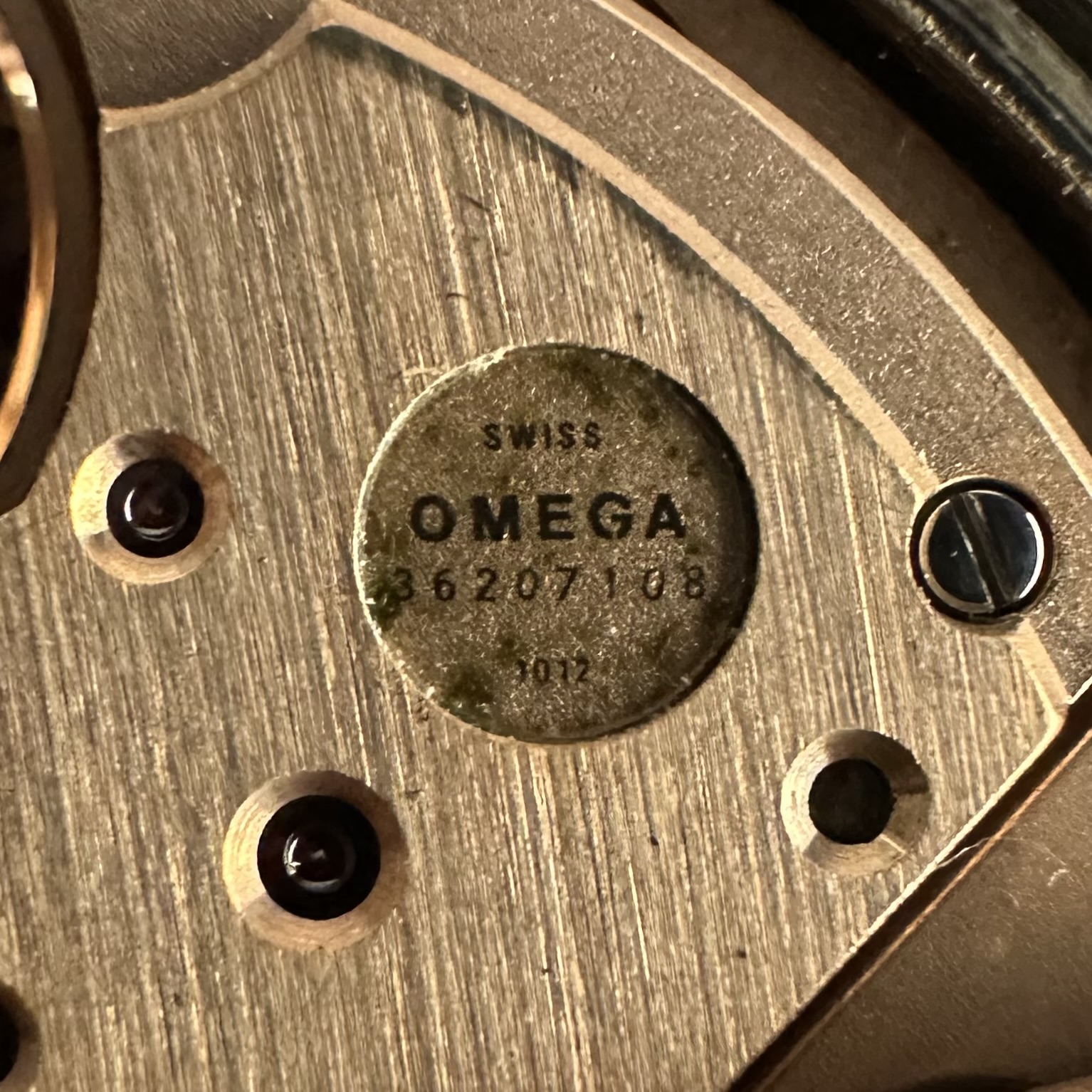 Vintage Omega Genève Automatic Date 166.0173 / 366.0832 - 36,5mm - 1973