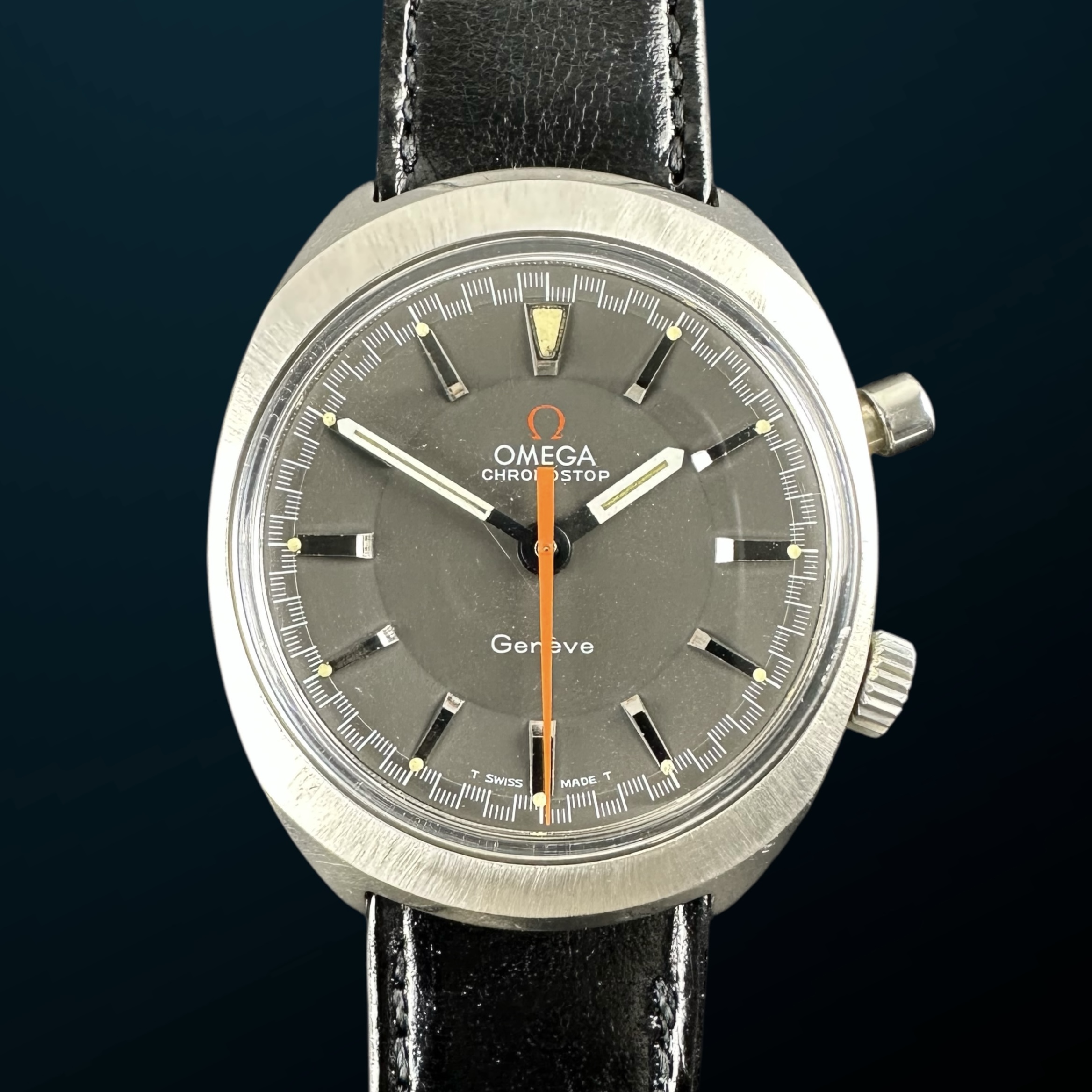 Vintage Omega Genève Chronostop Mexico Olympics Edition 145.009 - 35mm - 1968 Box and Papers