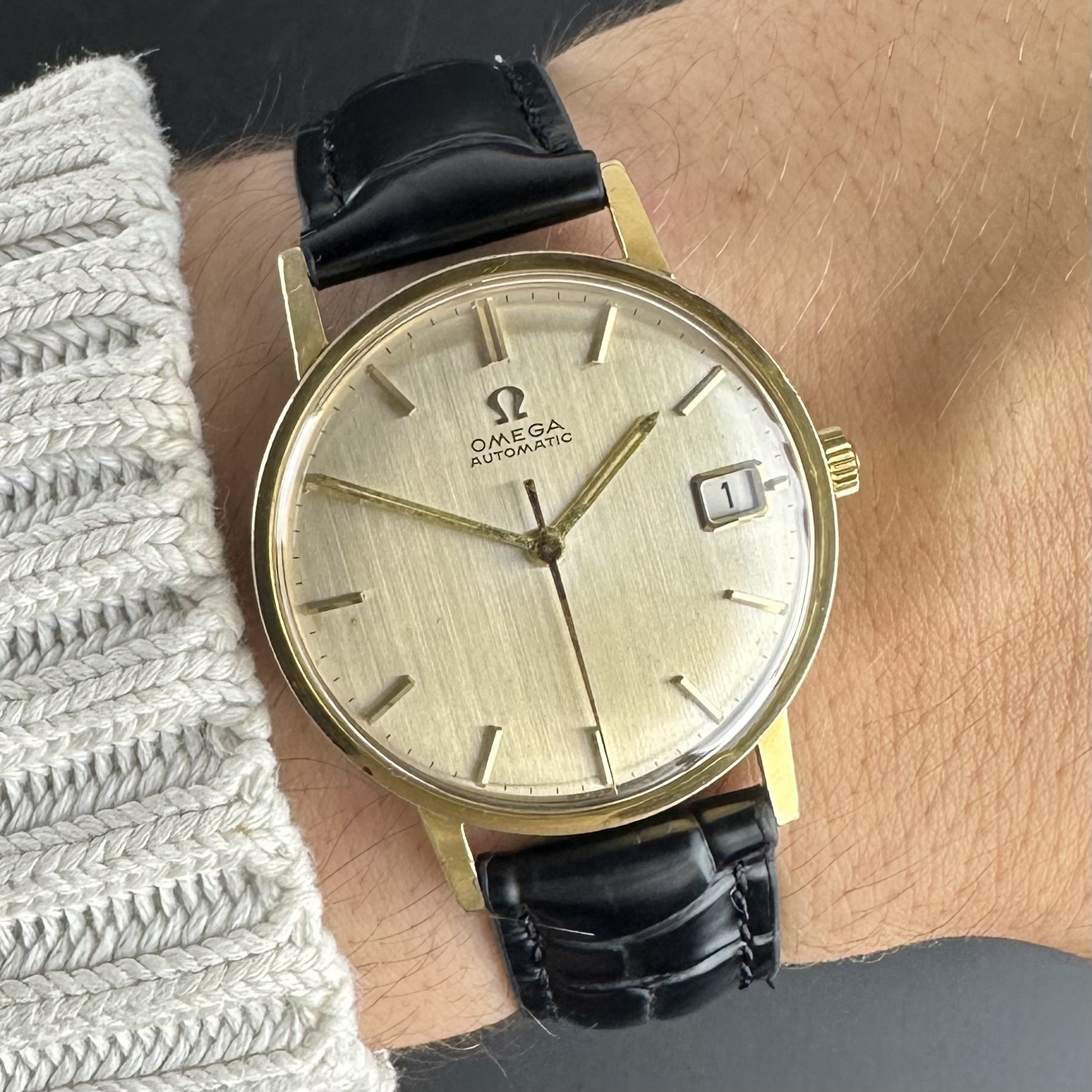 Vintage Omega Automatic Gold Plated Linen dial 162.002 - 32mm - 1963
