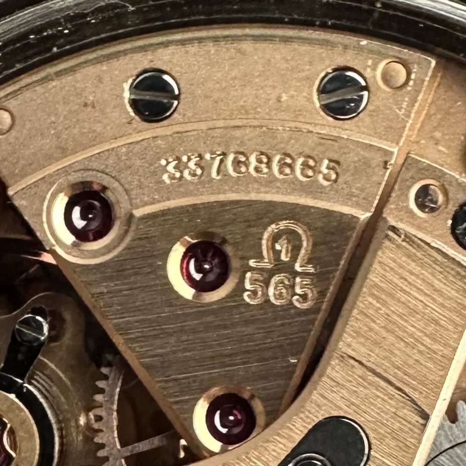 Vintage Omega Genève Date Tritium dial Automatic 166.070 - 35mm - 1971