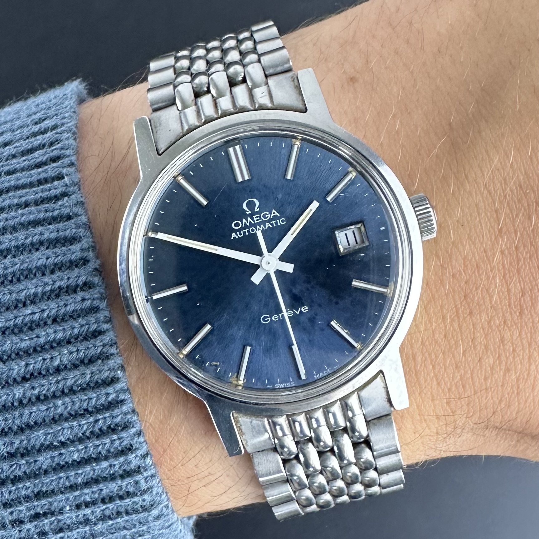 Vintage Omega Genève Blue Patina Dial on Beads of Rice 166.0098 - 35mm - 1972