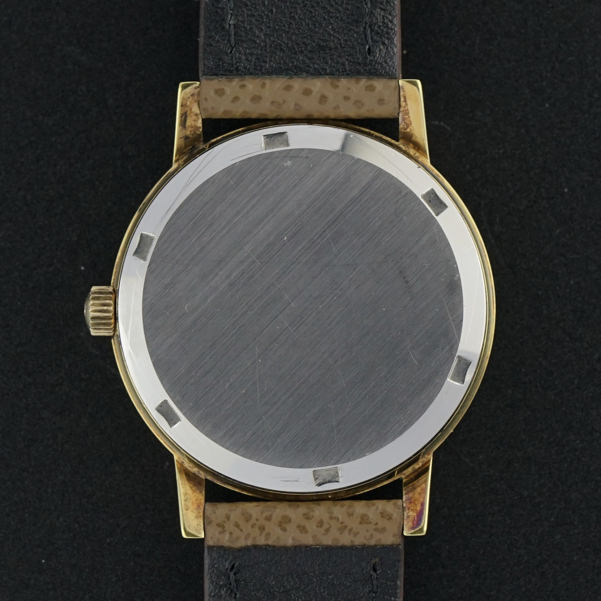 Vintage Omega Genève Manual Wind Gold Plated Sunburst 136.0099 - 35mm - 1972