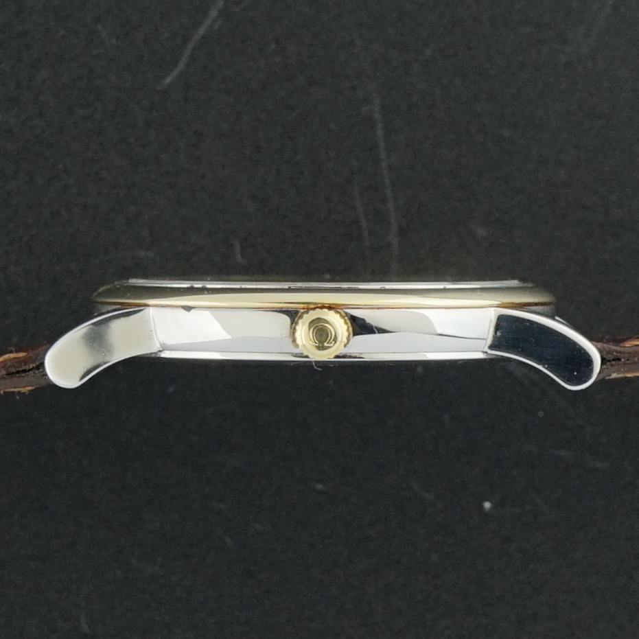 Vintage Omega De Ville Quartz 18k Solid Yellow Gold Bezel 196.2532 - 33mm - 1998