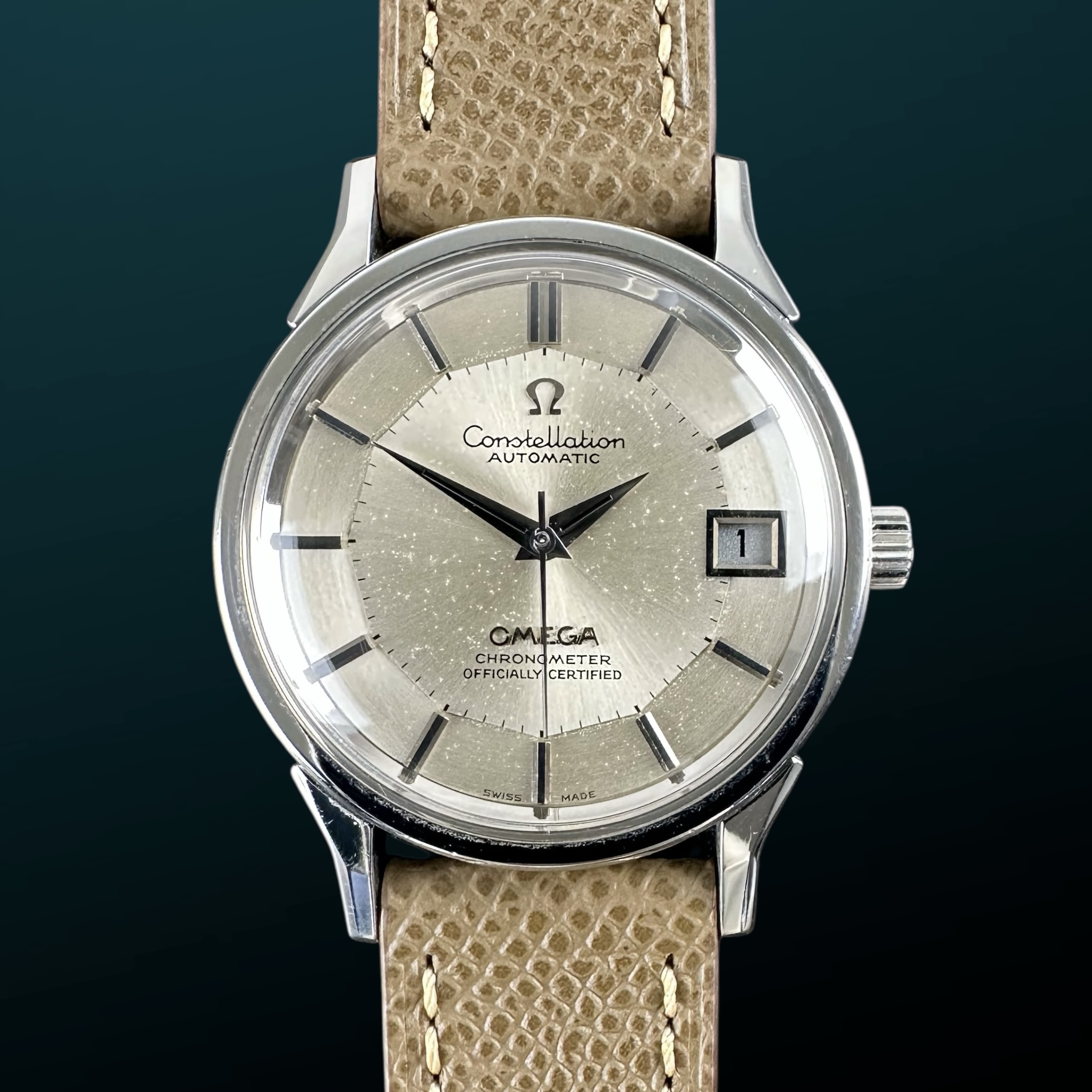 Vintage Omega Constellation “Pie Pan” “Dog Leg” Japan Edition 168.0065 - 34mm - 1973