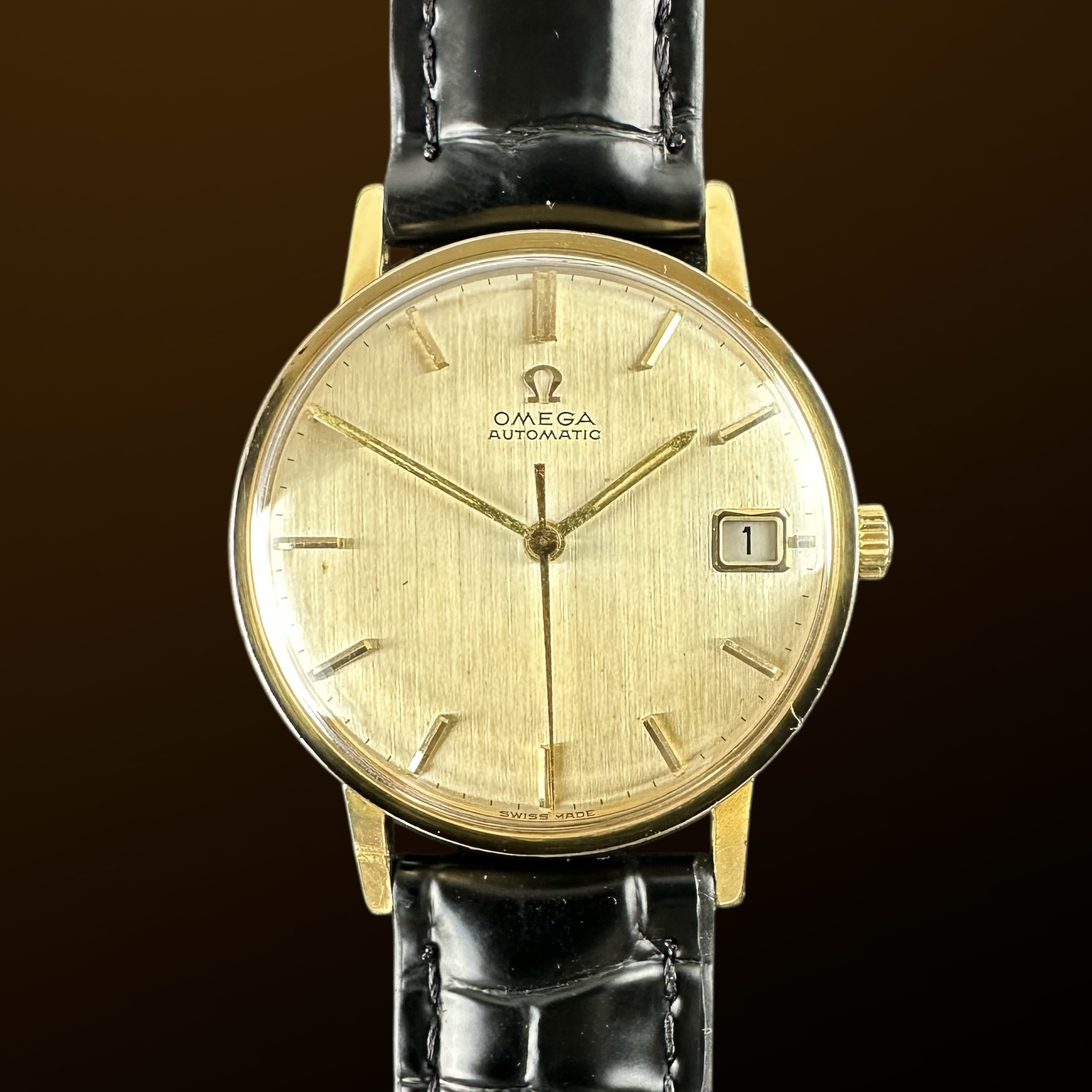 Vintage Omega Automatic Gold Plated Linen dial 162.002 - 32mm - 1963