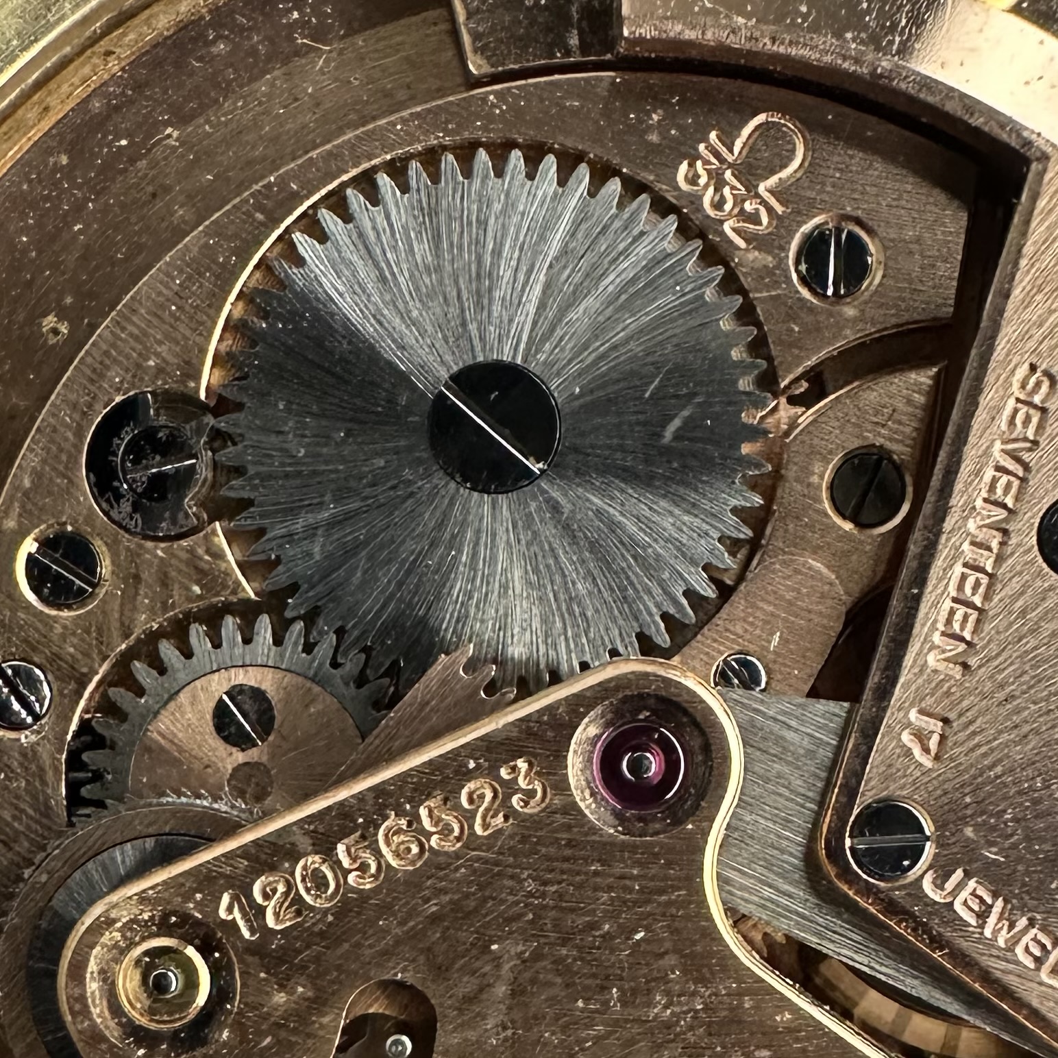 Vintage Omega Bumper Automatic Small seconds Arabic Numerals 2398-2 - 35mm - 1950