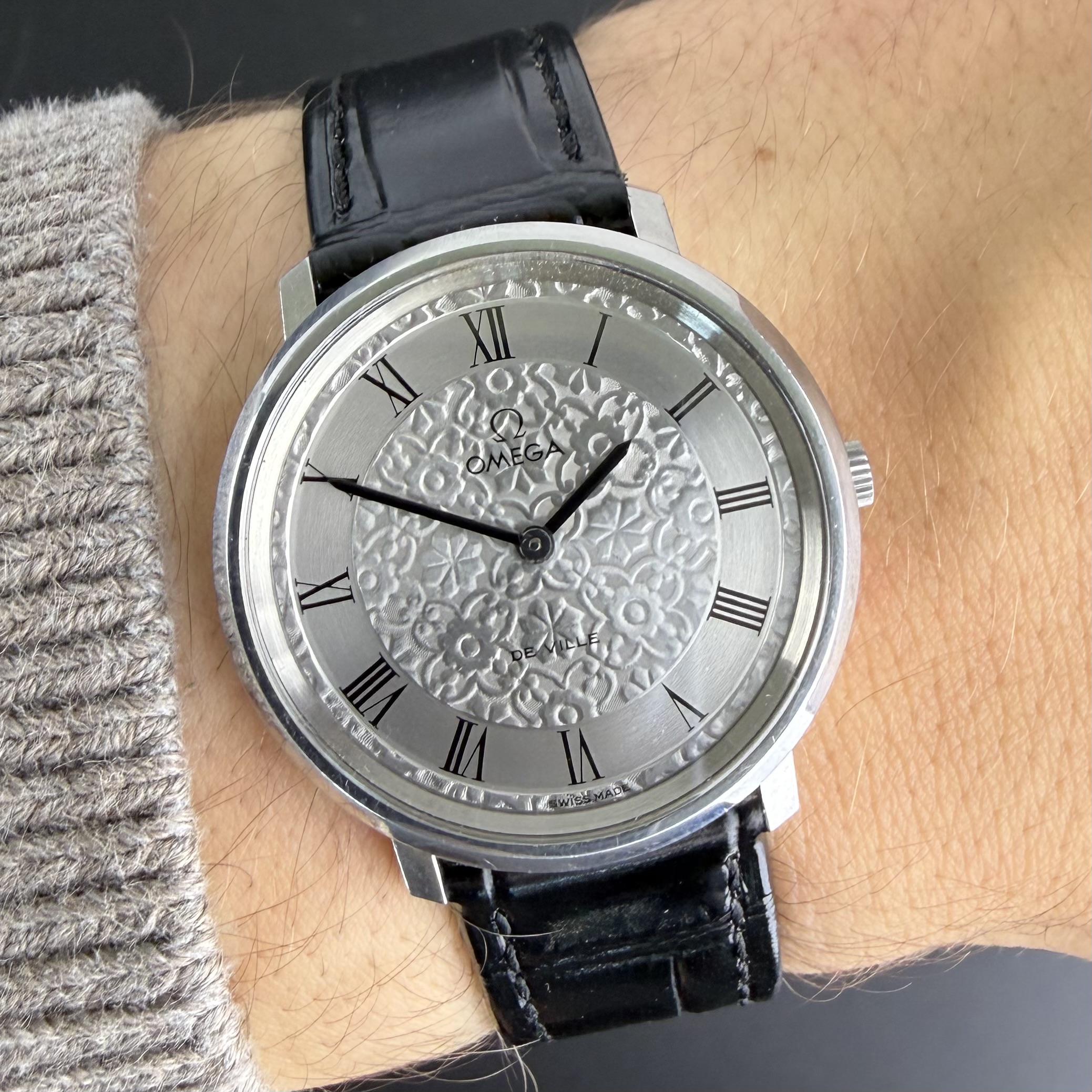 Vintage Omega De Ville Floral Dial 111.0107 - 33mm - 1973