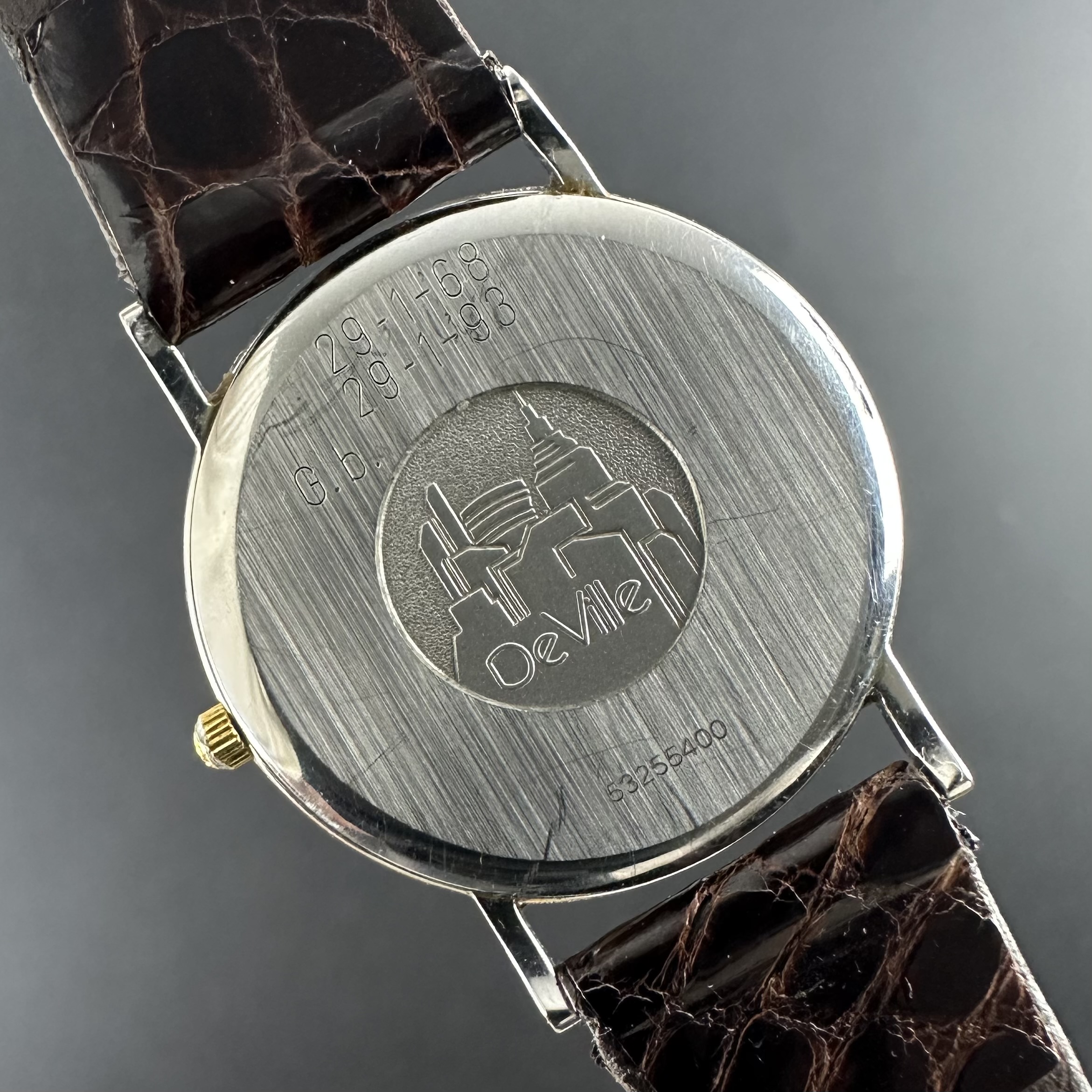 Vintage Omega De Ville Quartz Roman Numerals 196.2430 - 32,5mm - 1991