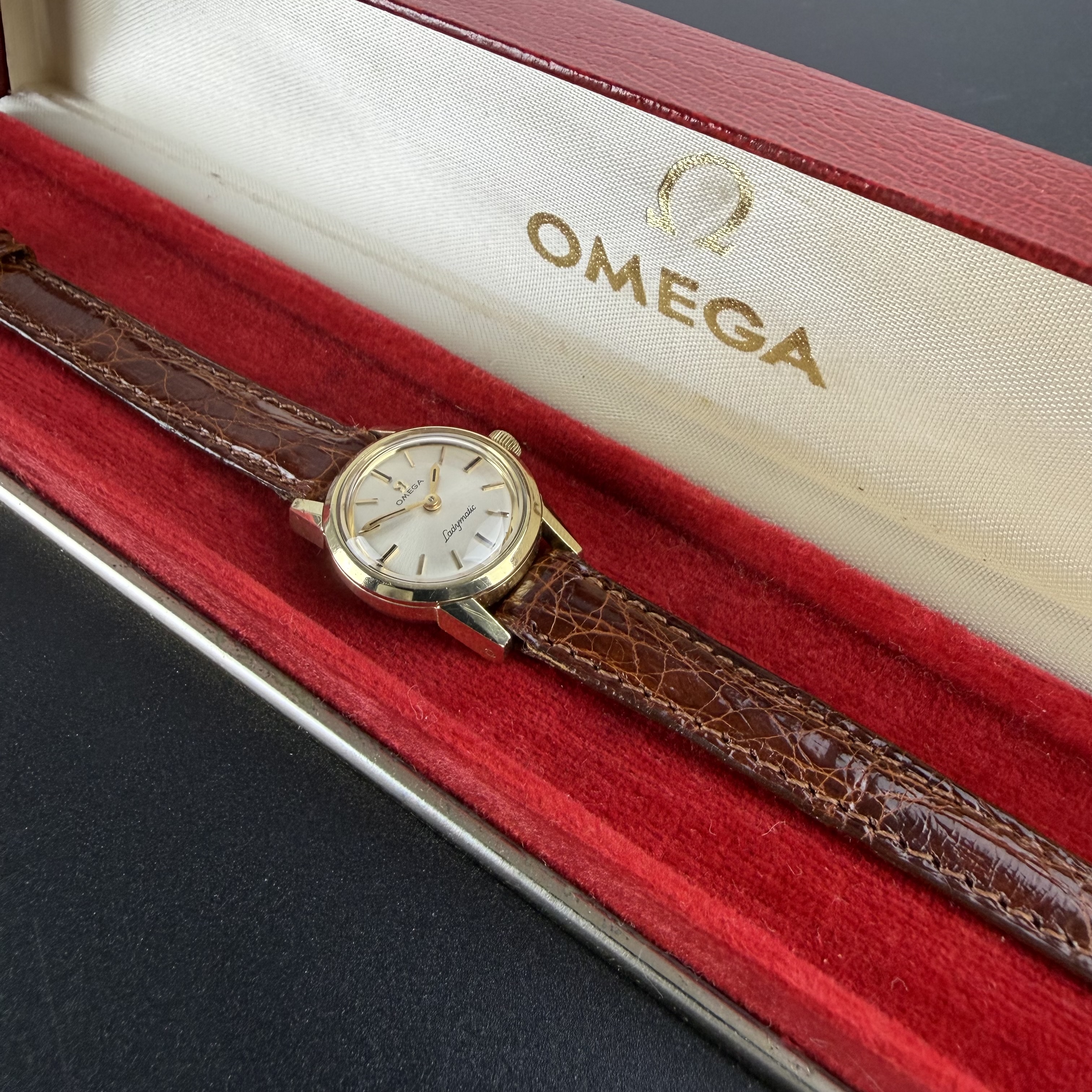 Vintage Omega Ladymatic Seamaster Automatic Gold 555.001 - 20mm - 1963 + Box