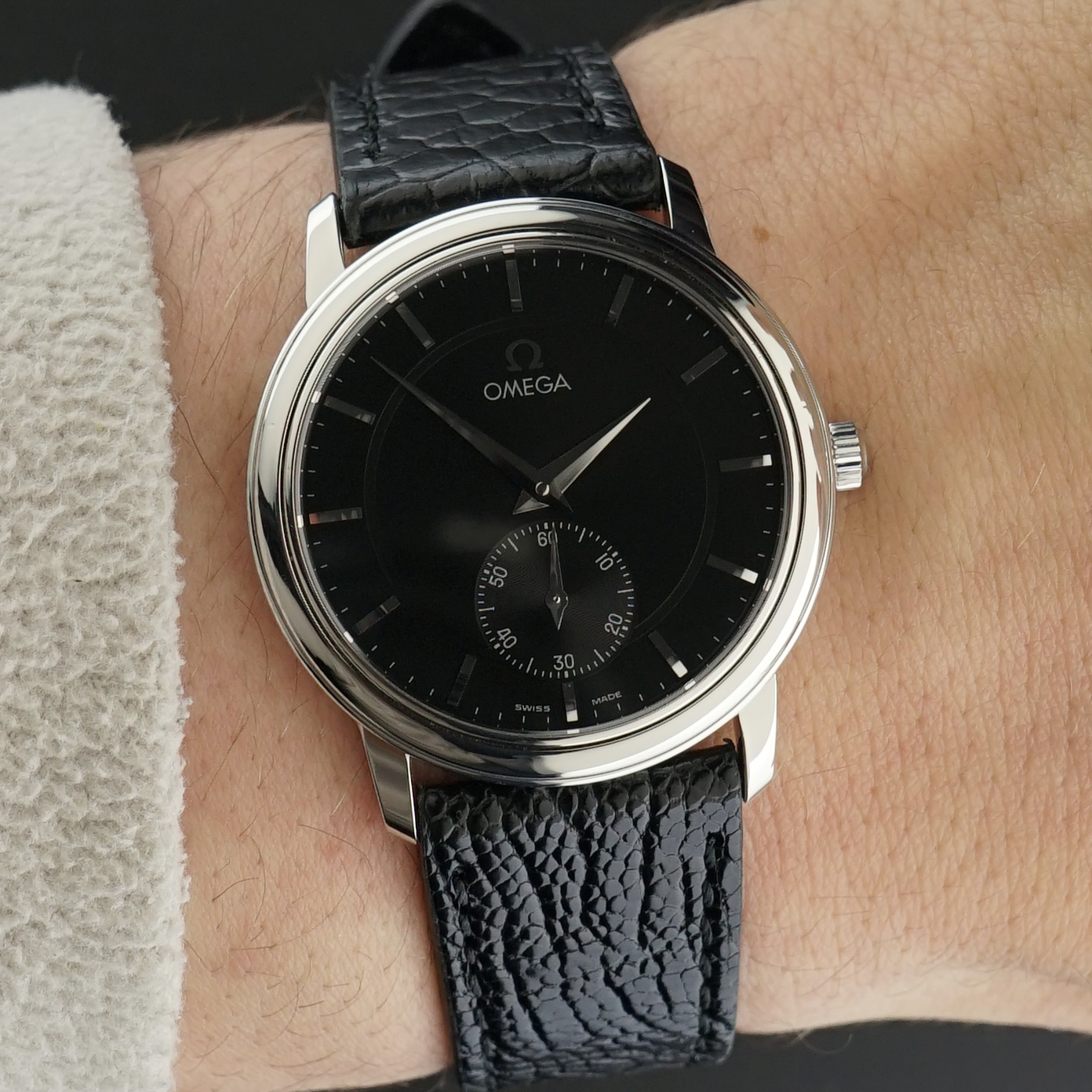 Vintage Omega De Ville Prestige Black dial Manual Wind 125.0050 - 34,5mm - 1993