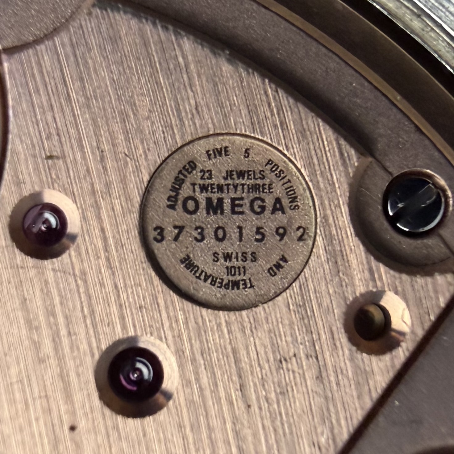 Vintage Omega Constellation “Pie Pan” “Dog Leg” Japan Edition 168.0065 - 34mm - 1973