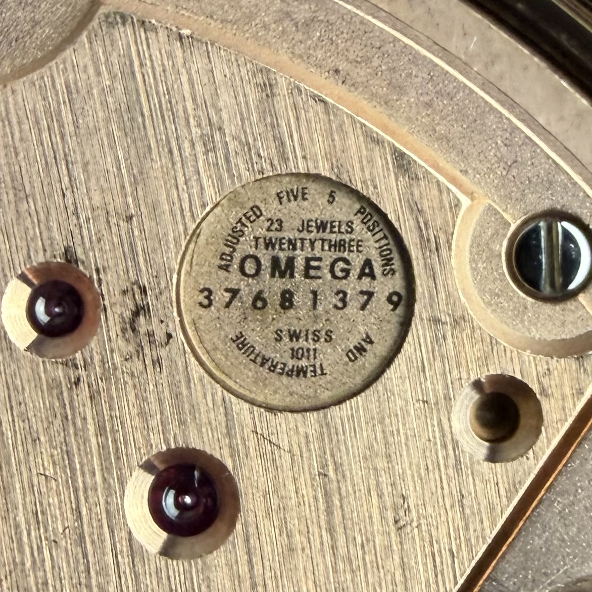 Vintage Omega Constellation Chronometer “Pie Pan” “Dog Leg” 168.0065 - 34mm - 1973