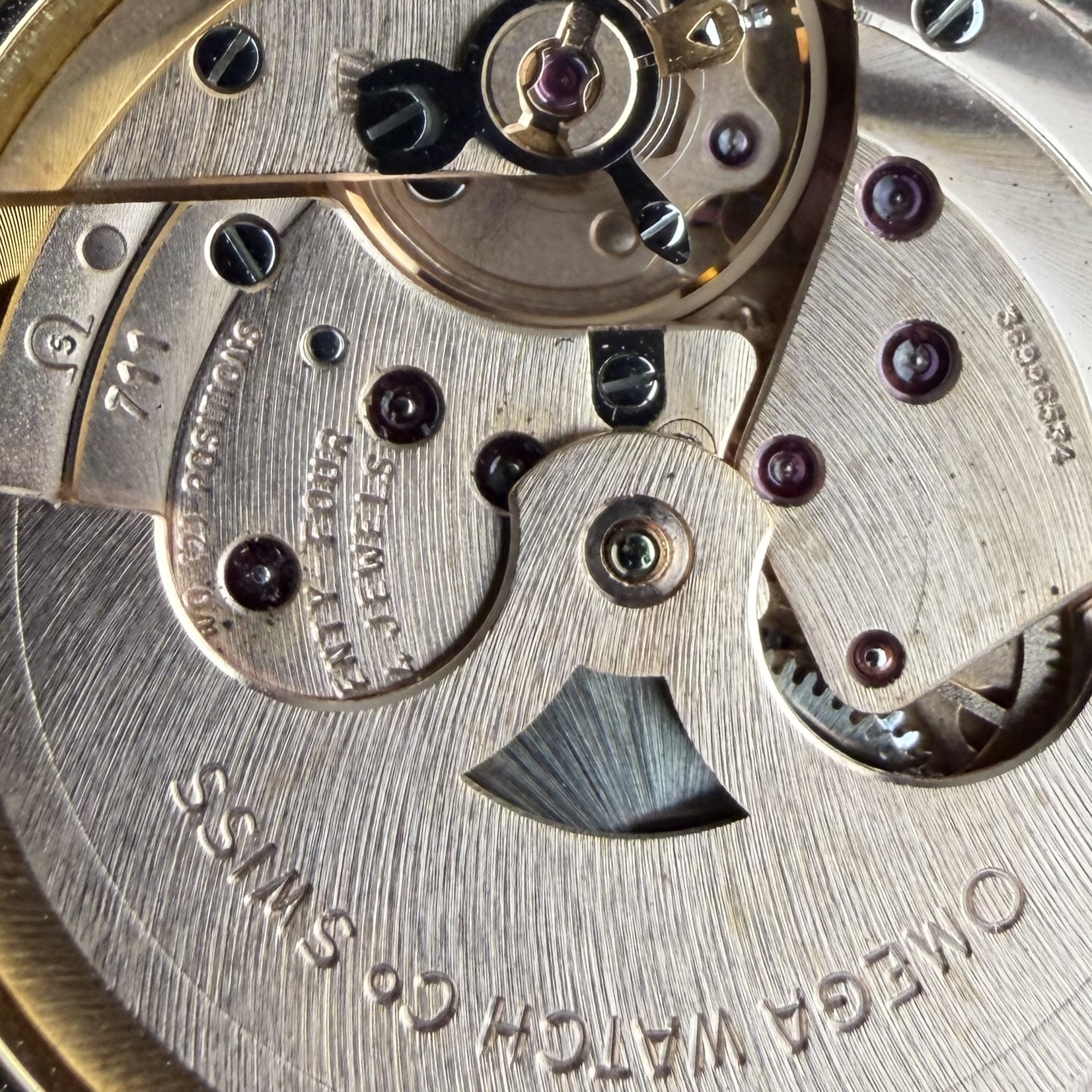 Vintage Omega De Ville Automatic Gold Plated 151.0039 - 35mm - 1974