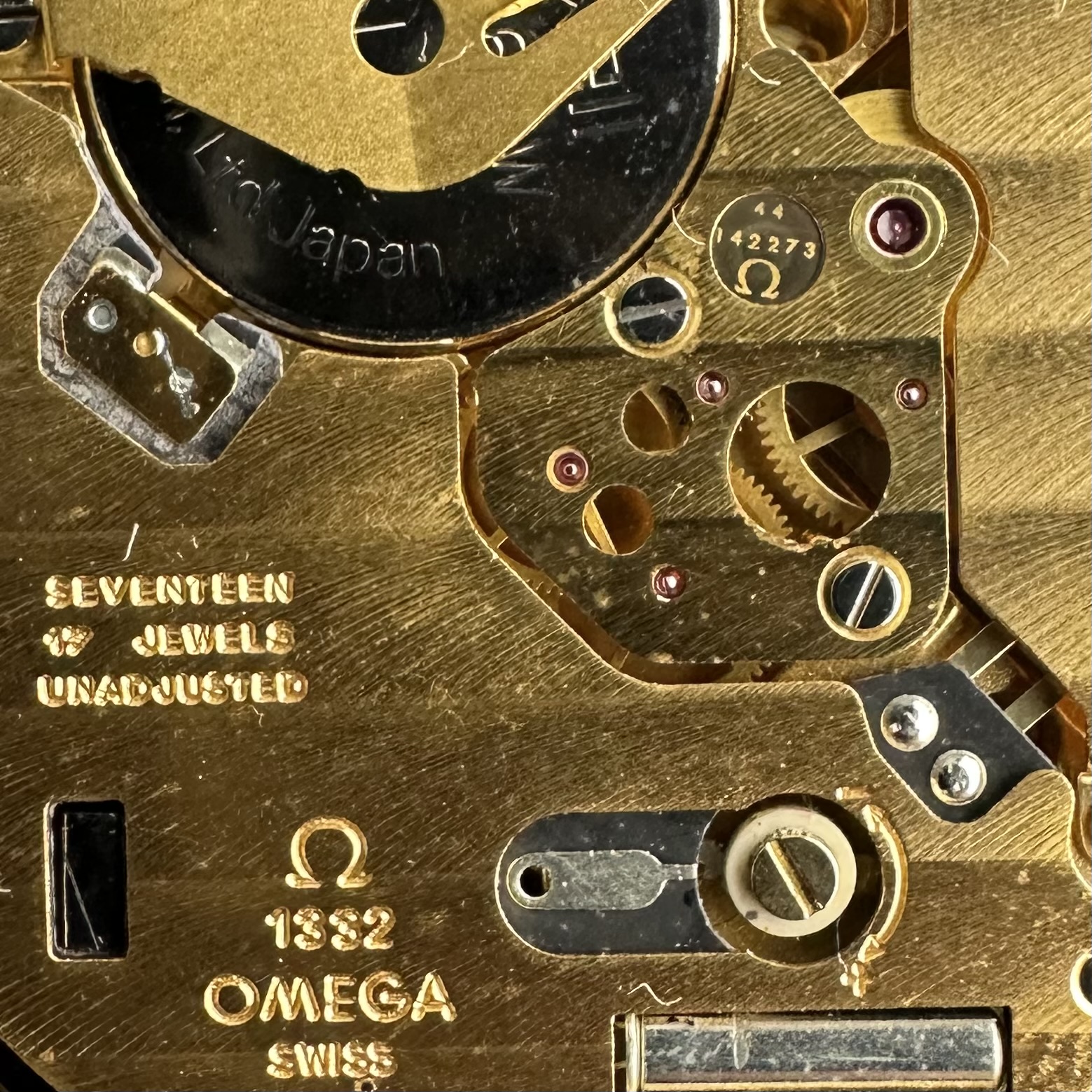 Vintage Omega De Ville Quartz Black Dial 192.0056 - 32,5mm - 1979