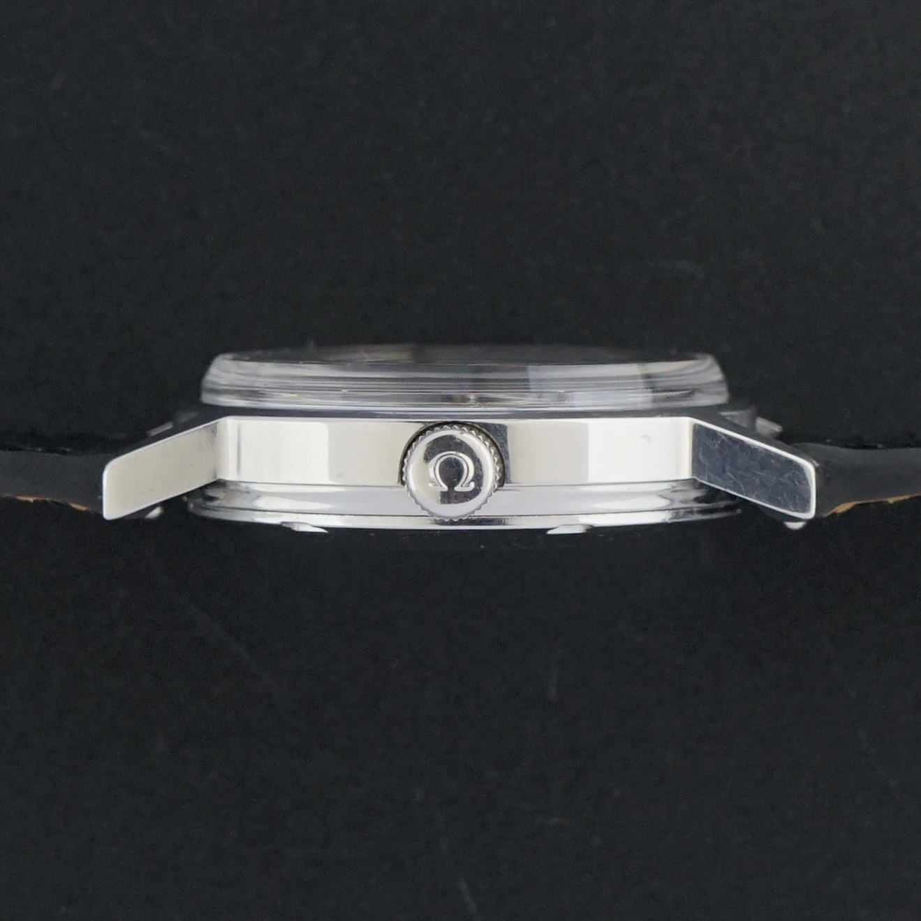 Vintage Omega Genève Blue Tropical Patina dial Automatic Push-Date 166.0098 - 35mm - 1972