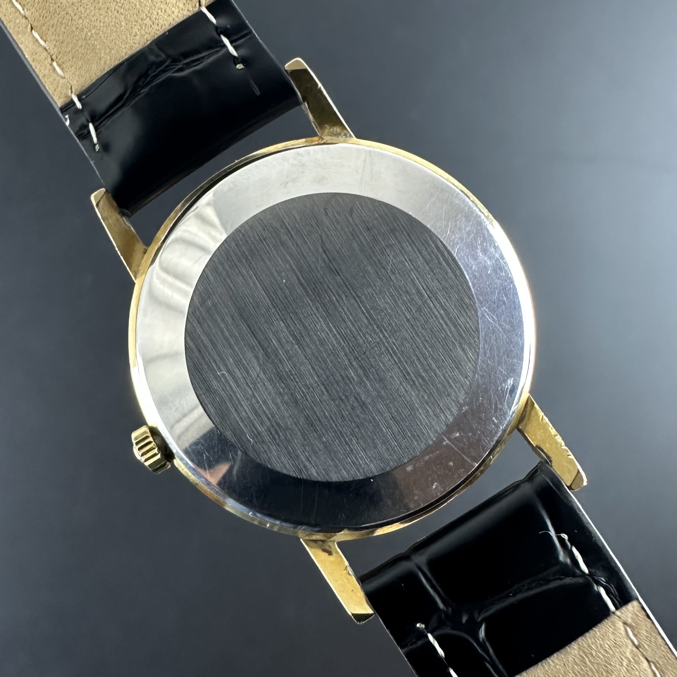 Vintage Omega Automatic Gold Plated Linen dial 162.002 - 32mm - 1963