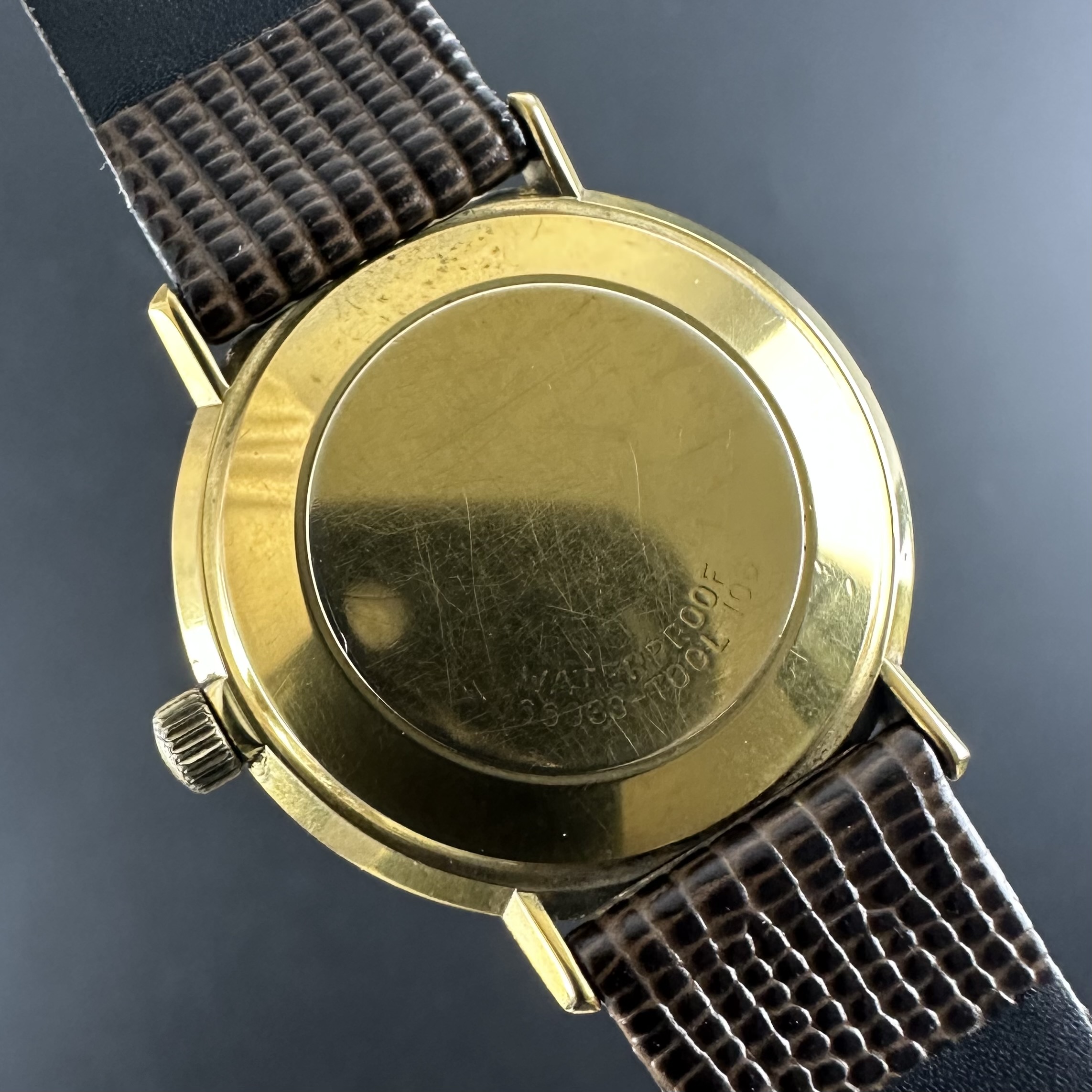Vintage Omega De Ville Automatic Gold Plated Linen dial 166.033 - 34,5mm - 1970