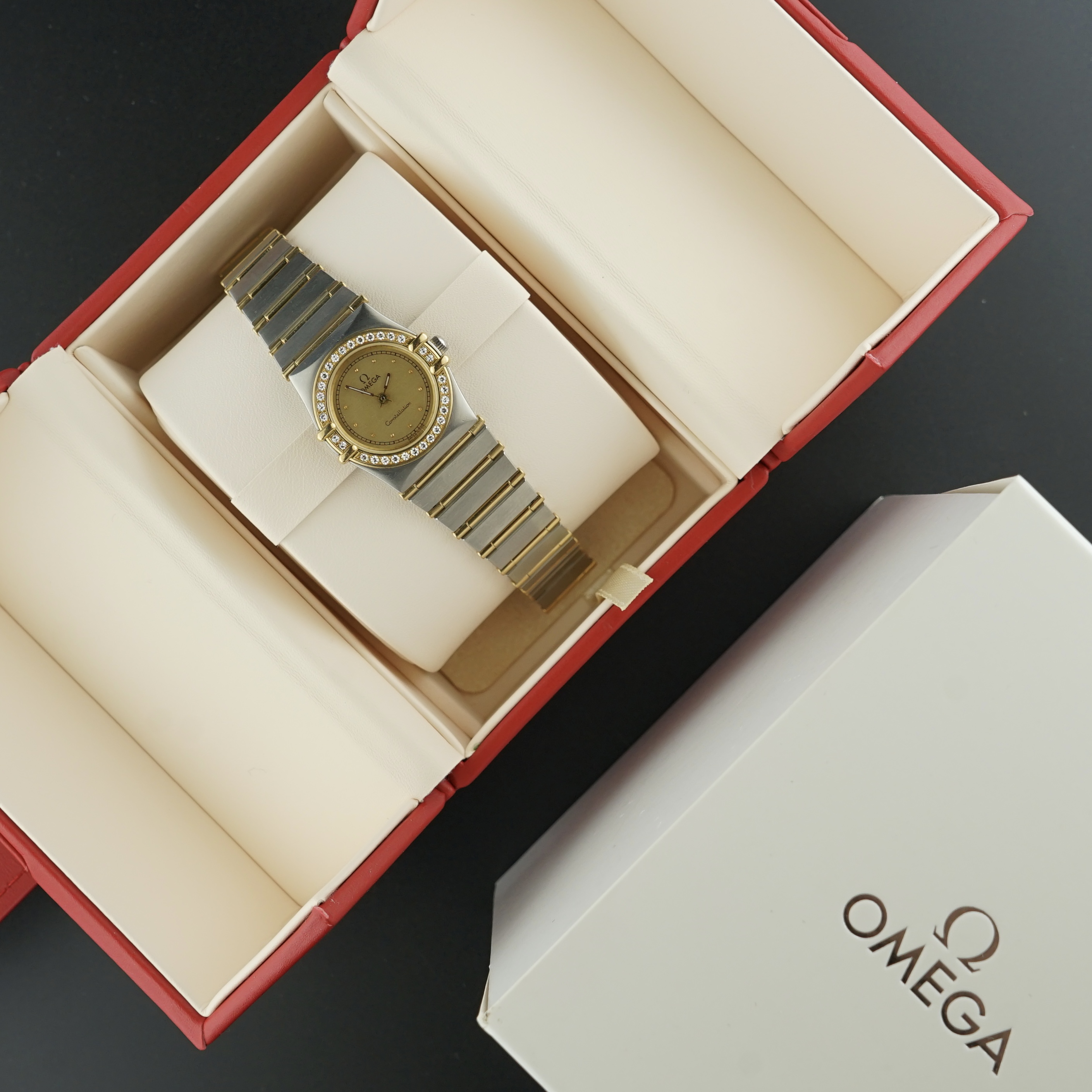 Vintage Omega Constellation Lady Diamond Set Bezel Full Bar 18k Gold 895.1080.1 - 22,5mm - 1993 