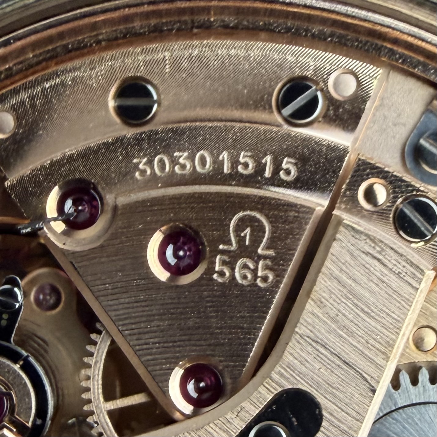 Vintage Omega Genève Date Automatic 166.070 - 35mm - 1970