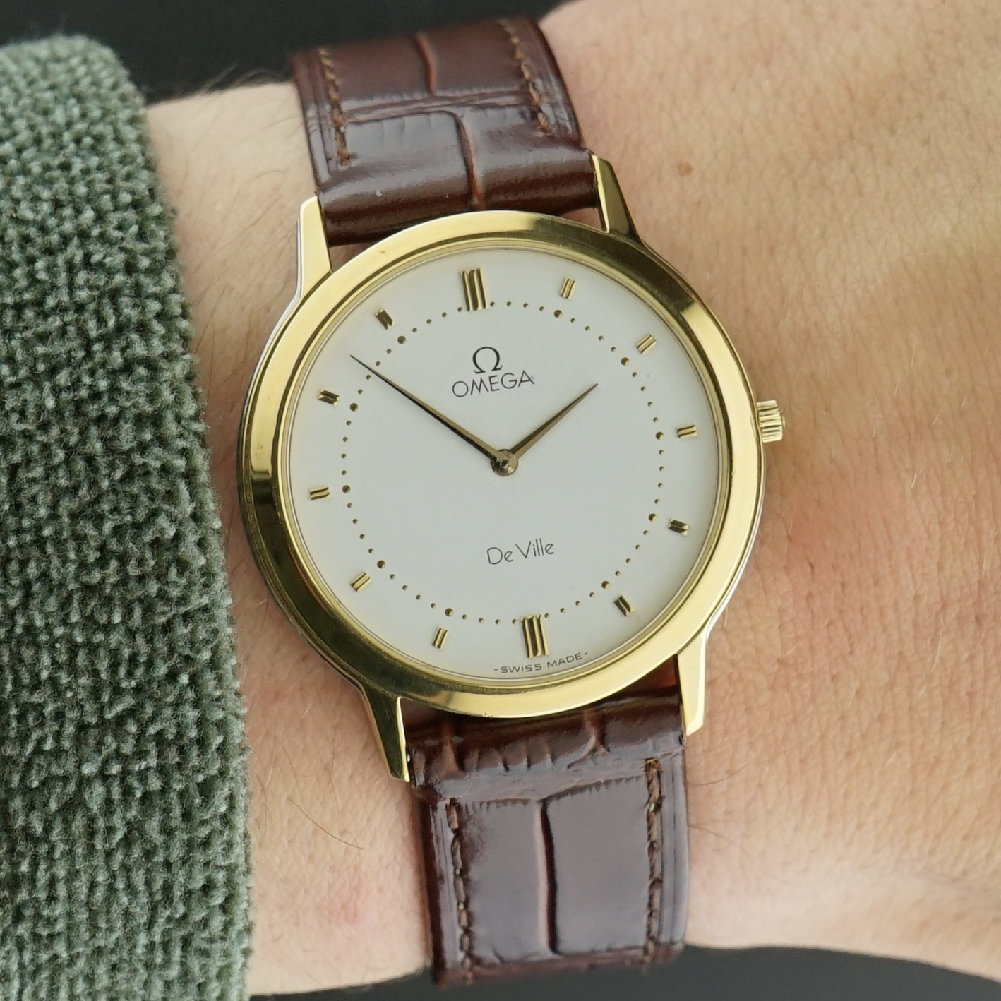 Vintage Omega De Ville Quartz Two-Tone Ultra Thin - 195.0048 - 33mm - 1986