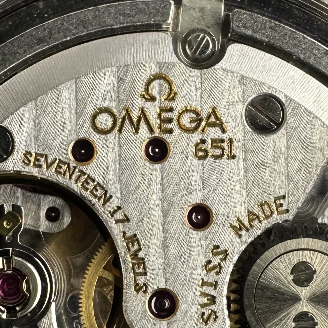 Vintage Omega De Ville Prestige Subdial Manual Wind 125.0150 - 34,5mm - 1998
