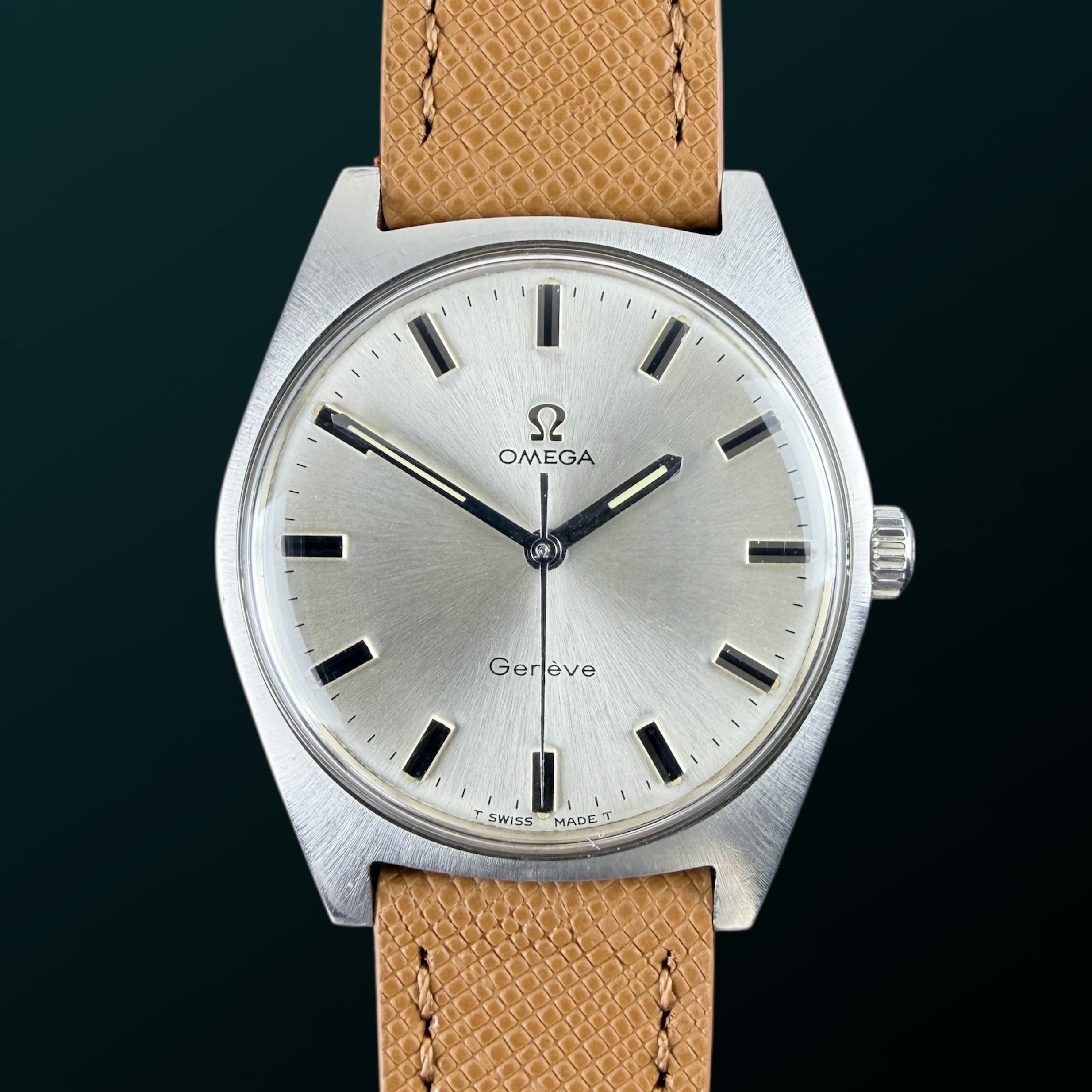 Vintage Omega Genève White Sunburst Manual Wind 135.041 - 34,5mm - 1970