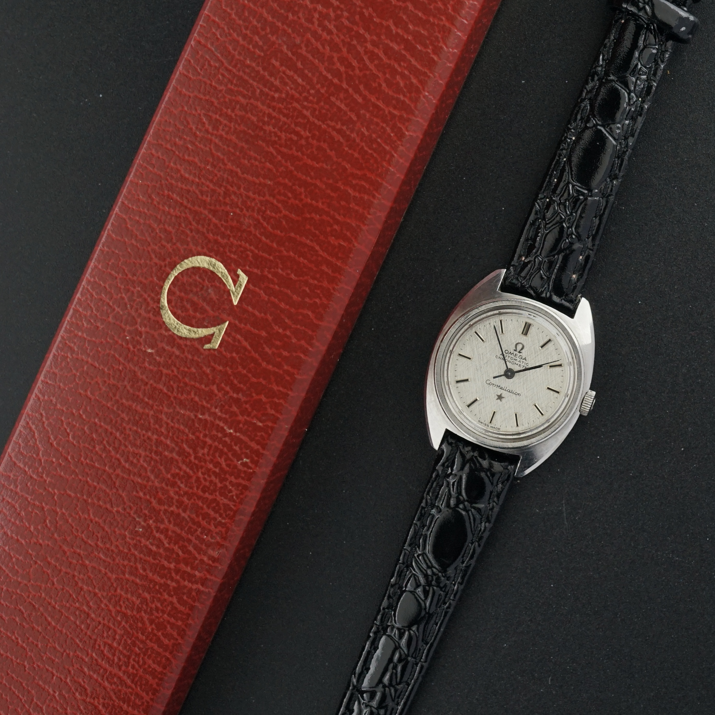 Vintage Omega Constellation Lady C-Shape Linen dial 567.001 - 25mm - 1968 + Box