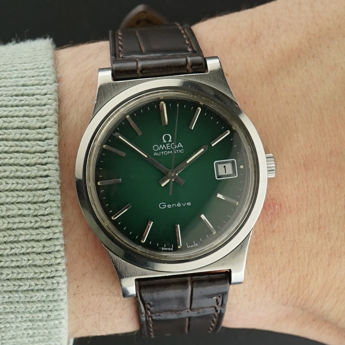 Vintage Omega Genève Automatic Green Fumé Spider dial 166.0168 - 36,5mm - 1973