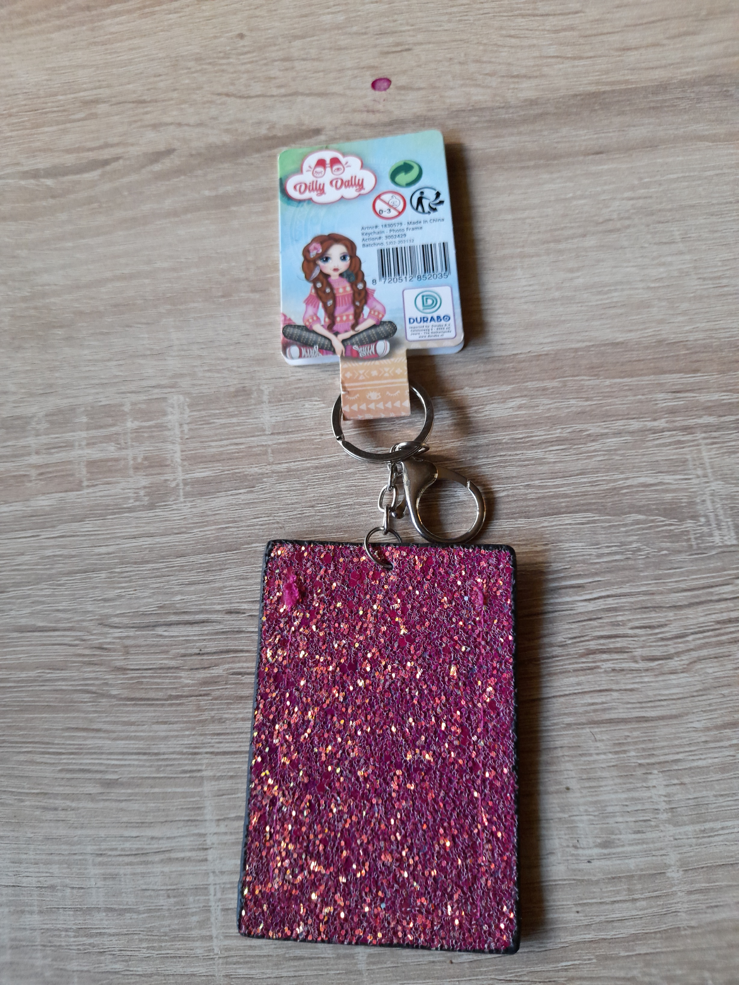 Durabo Dilly Dally blizgantis raktų pakabukas.