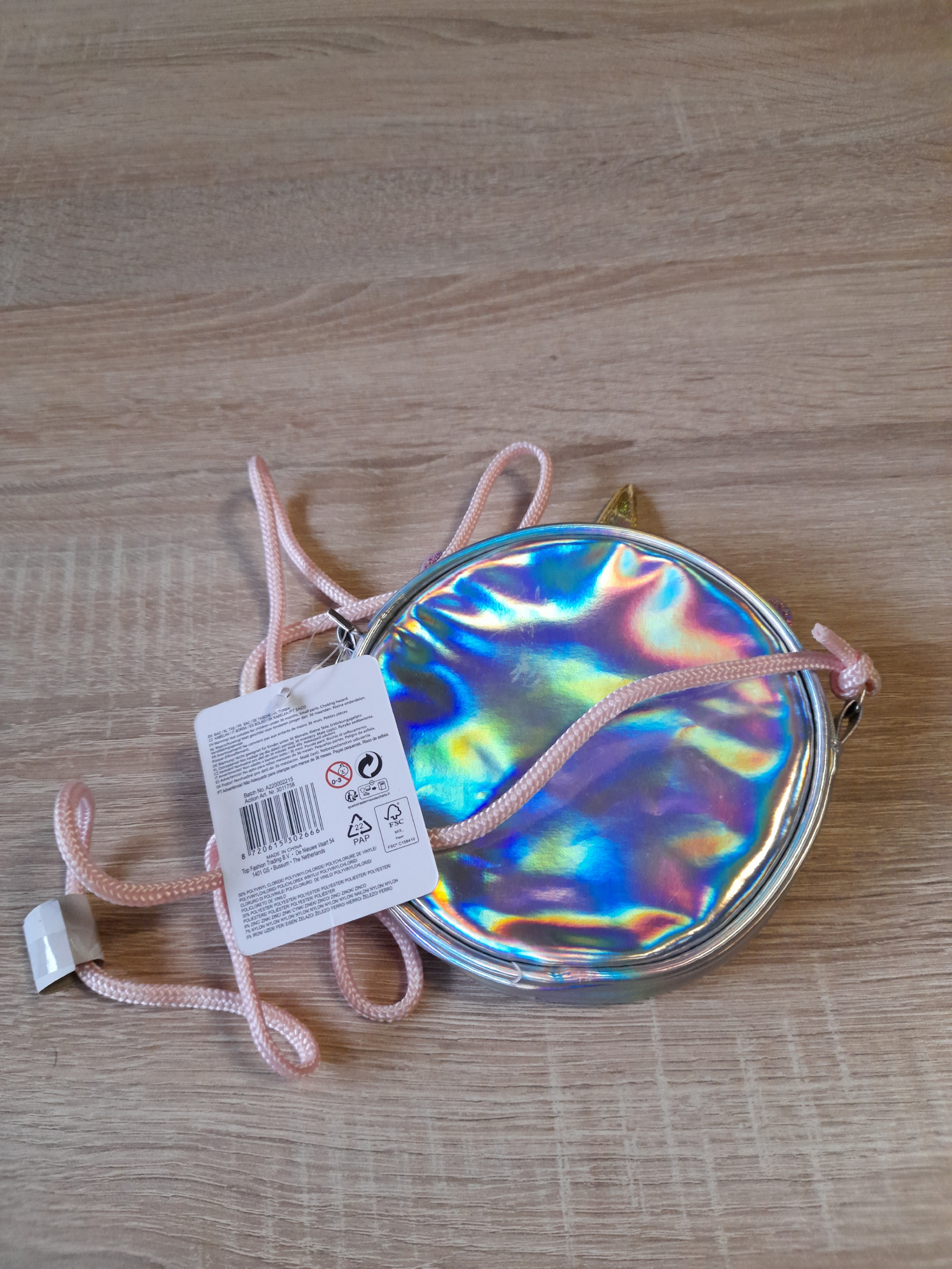 Vienaragis vaikiškas krepšys.