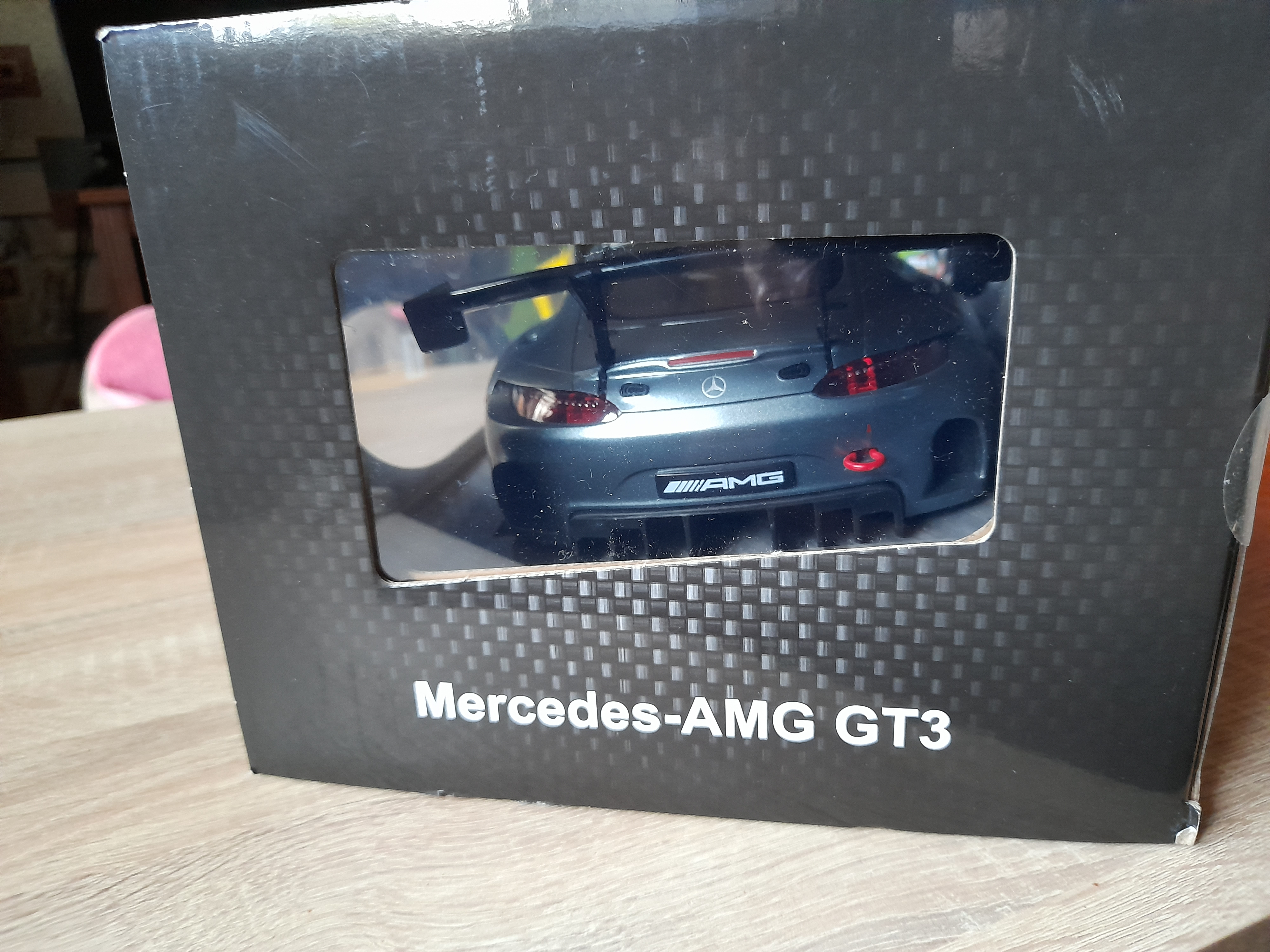 Mercedes-AMG GT3 Performance 1:14 pilka 2,4 GHz