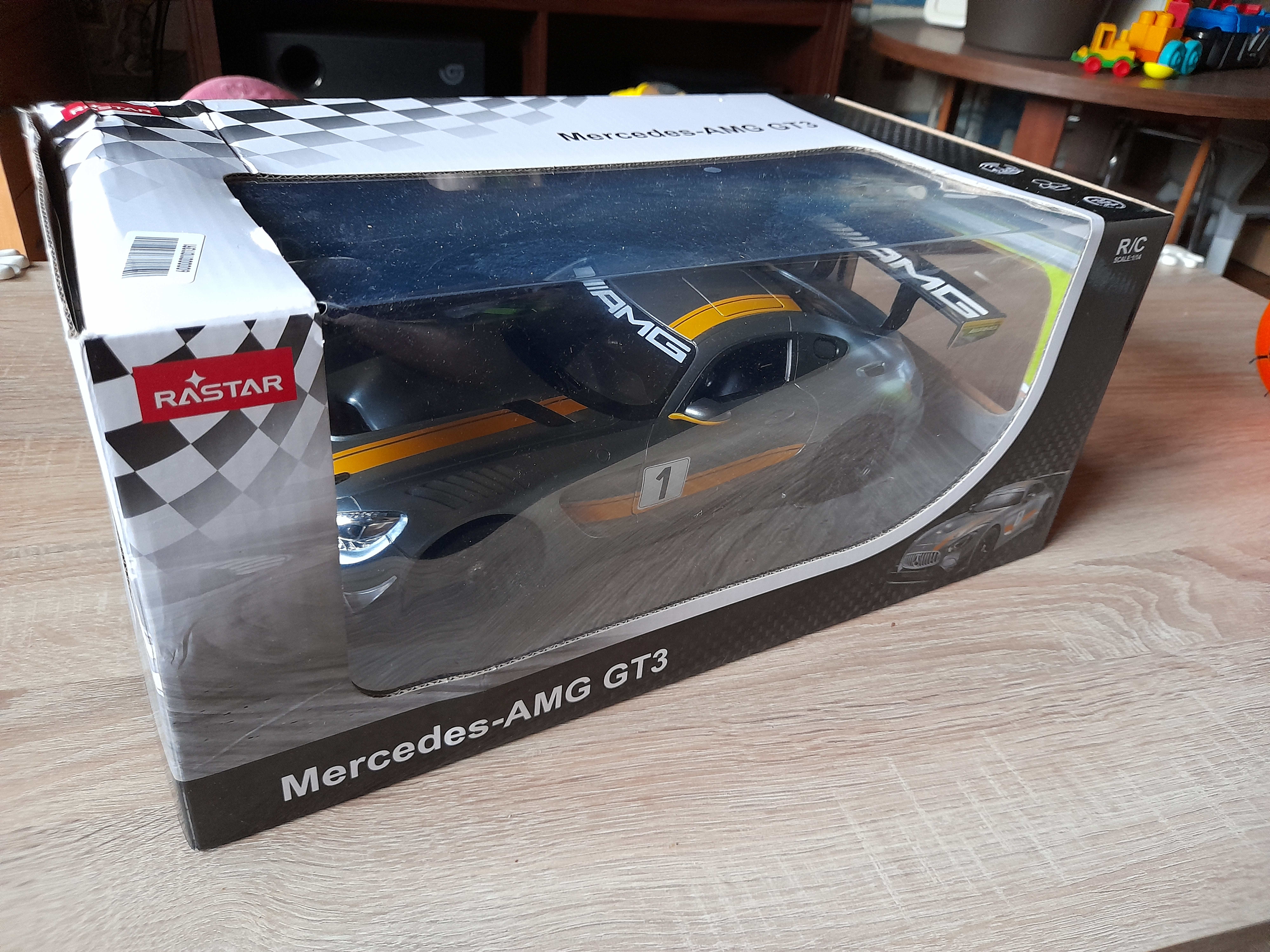 Mercedes-AMG GT3 Performance 1:14 pilka 2,4 GHz