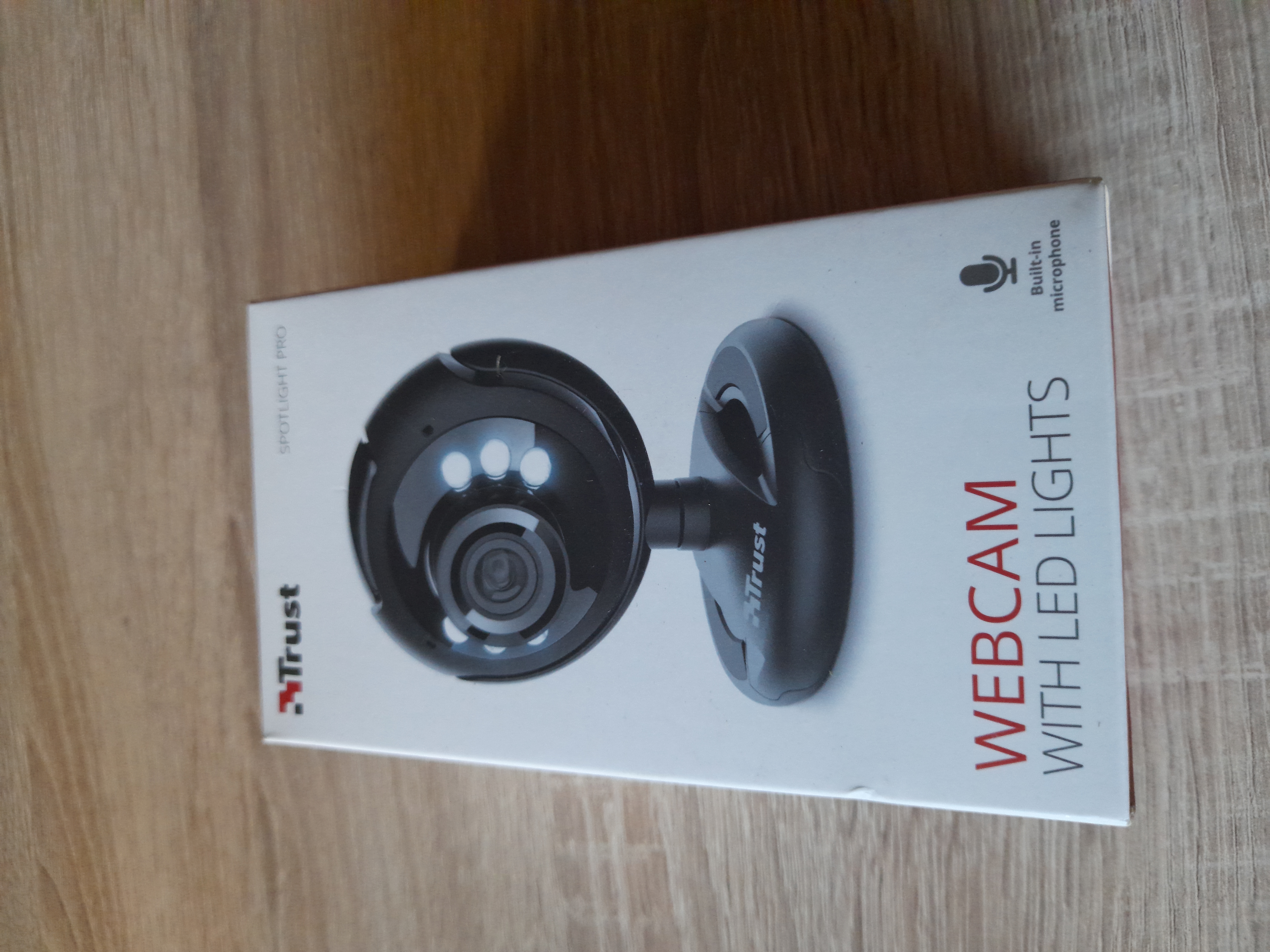 Trust internetinė kamera Spotlight Pro juoda 7 cm