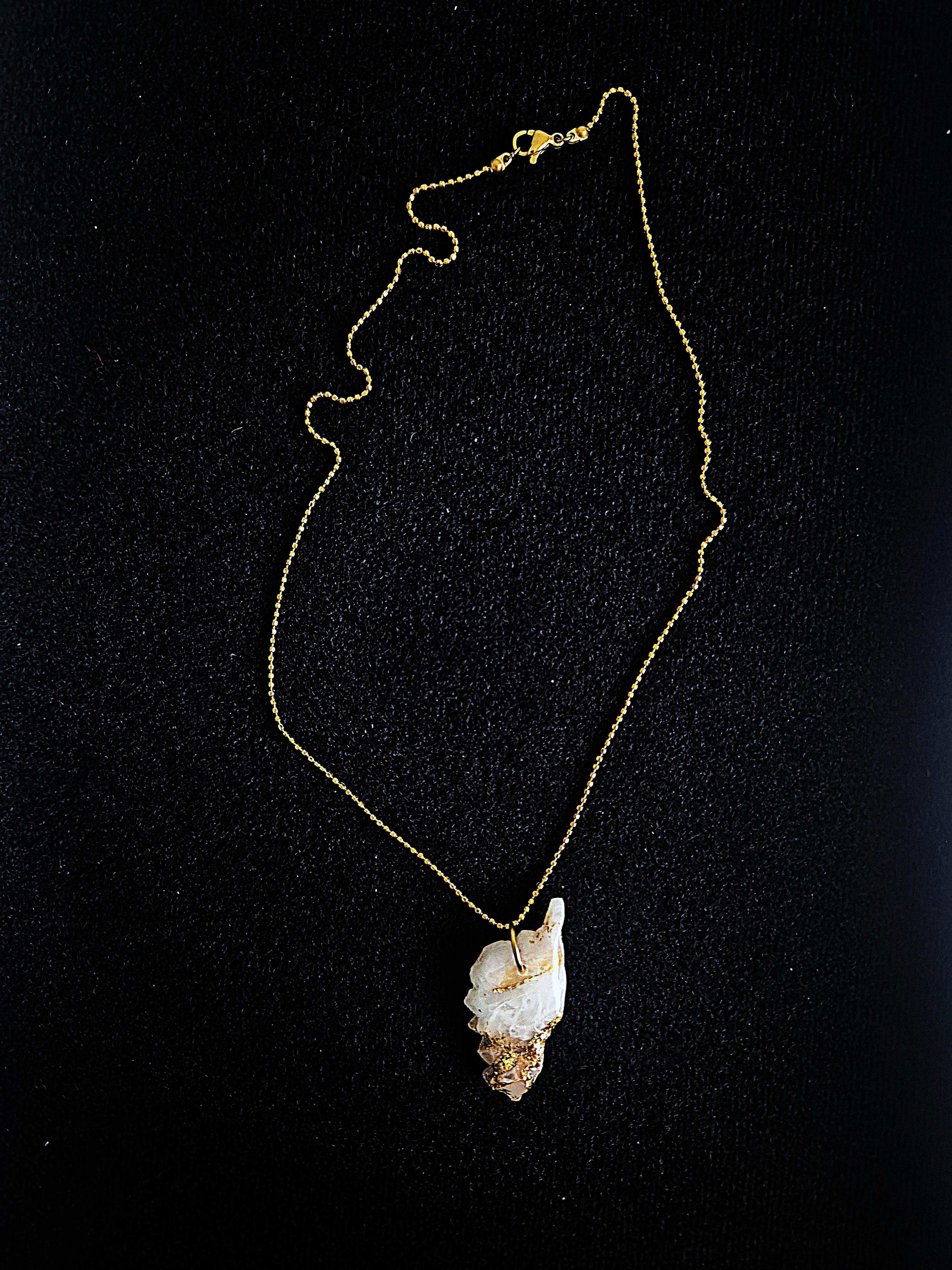Collier Corse blanc et éclats dorés